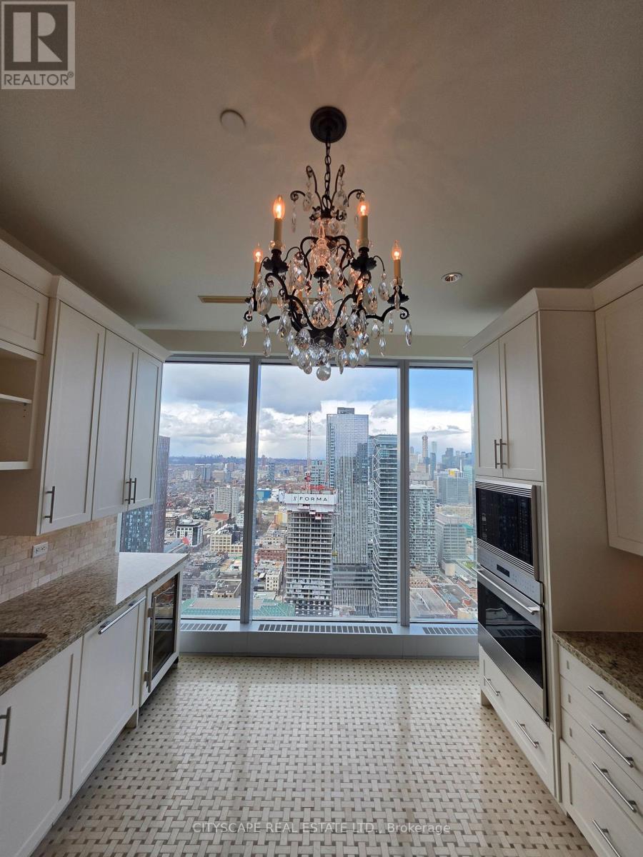 4002 - 183 Wellington Street, Toronto, Ontario  M5V 0A1 - Photo 6 - C13019160