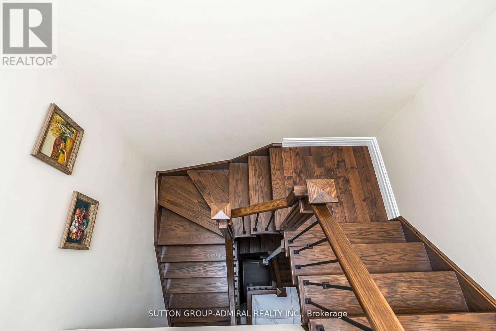 24 Ranee Avenue, Toronto, Ontario  M6A 1M6 - Photo 29 - C13019214