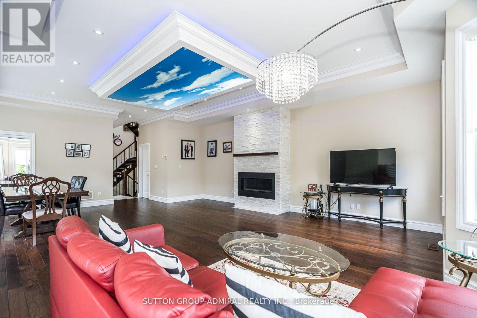 24 Ranee Avenue, Toronto, Ontario  M6A 1M6 - Photo 9 - C13019214