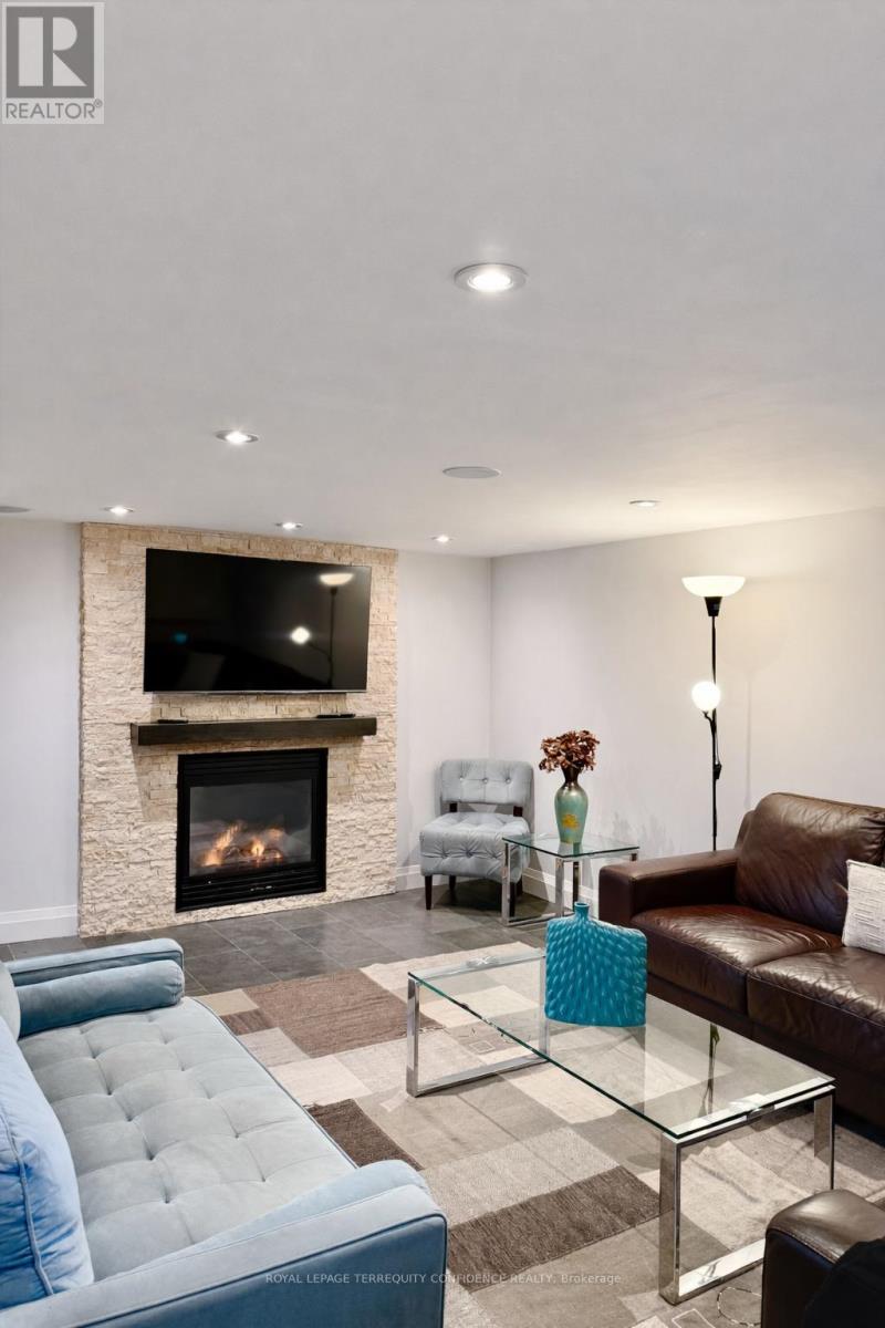 45 Glenborough Park Crescent, Toronto, Ontario  M2R 2G4 - Photo 23 - C13019236