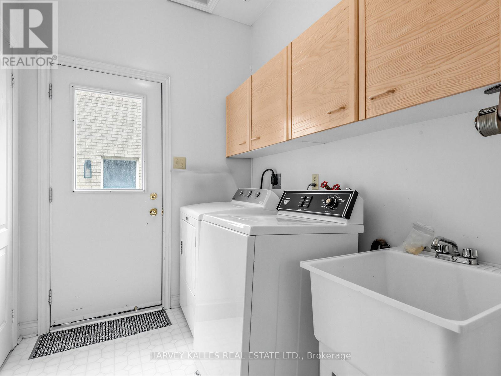 82 Bowring Walk, Toronto, Ontario  M3H 5Z7 - Photo 16 - C13019262