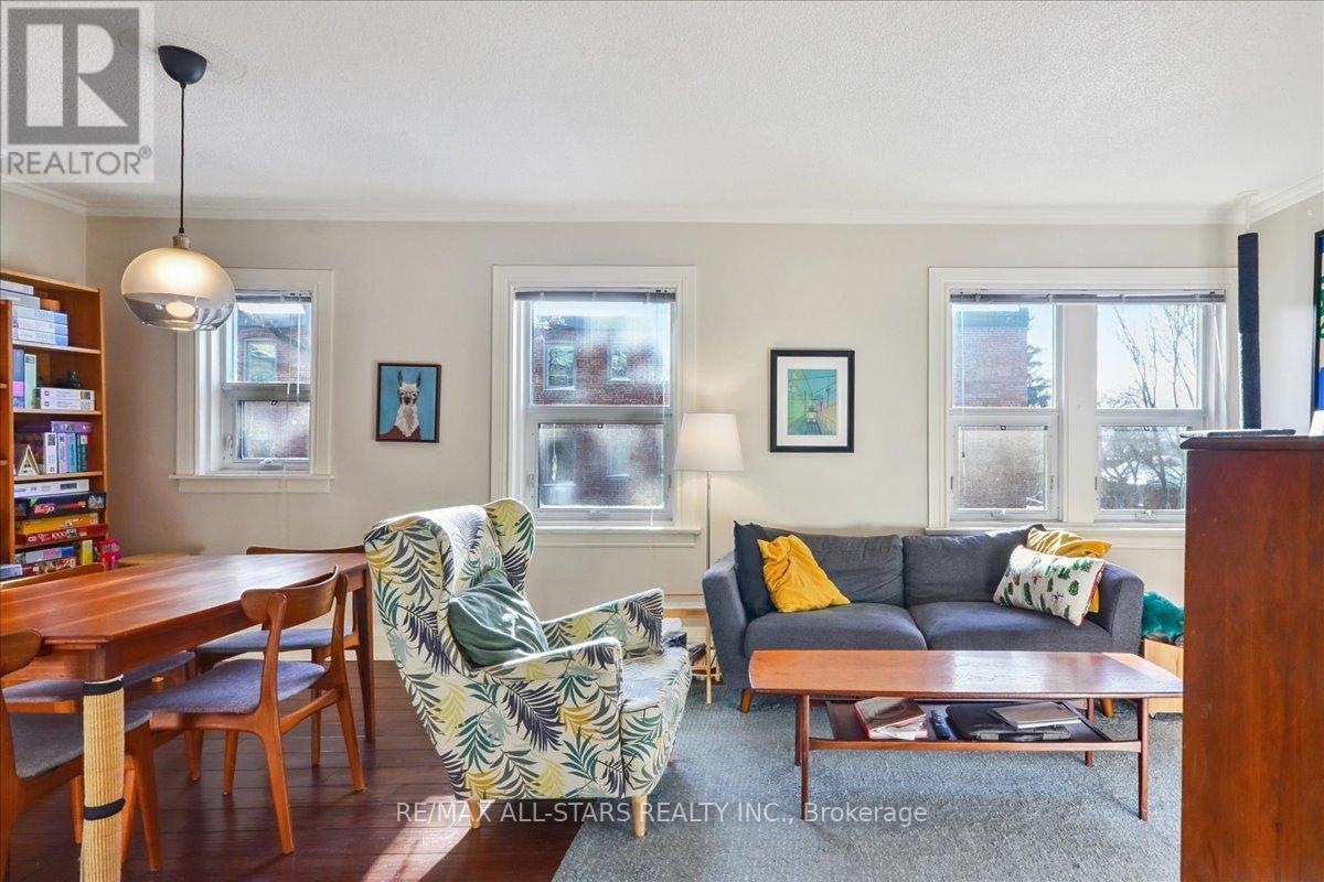 307 - 114 Vaughan Road, Toronto, Ontario  M6C 2M1 - Photo 2 - C13019350