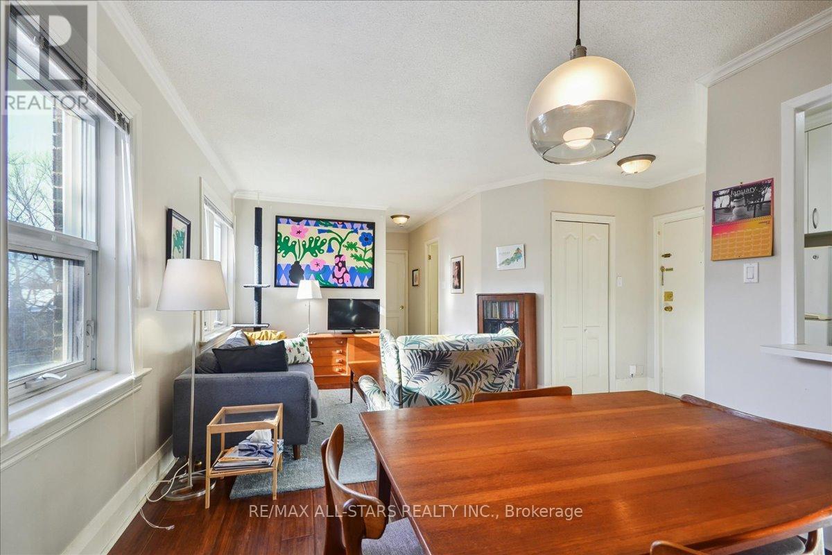 307 - 114 Vaughan Road, Toronto, Ontario  M6C 2M1 - Photo 6 - C13019350