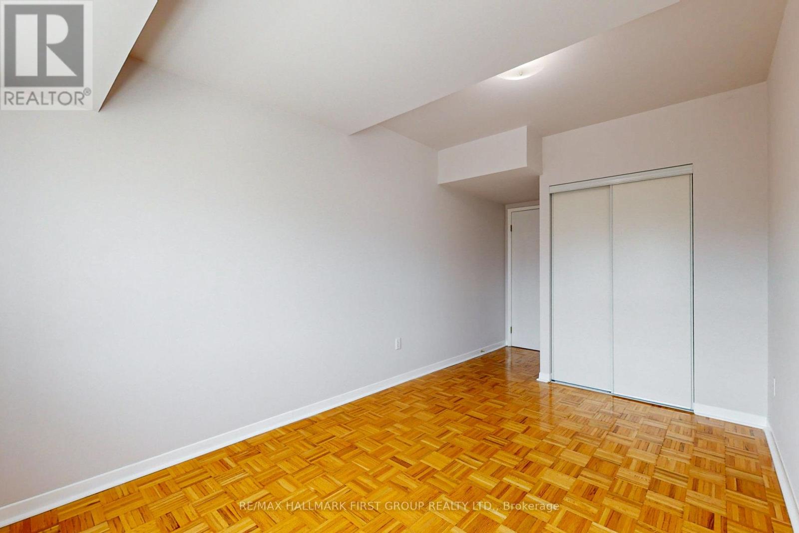 304 - 8 Oxford Street, Toronto, Ontario  M5T 1N9 - Photo 23 - C13019354