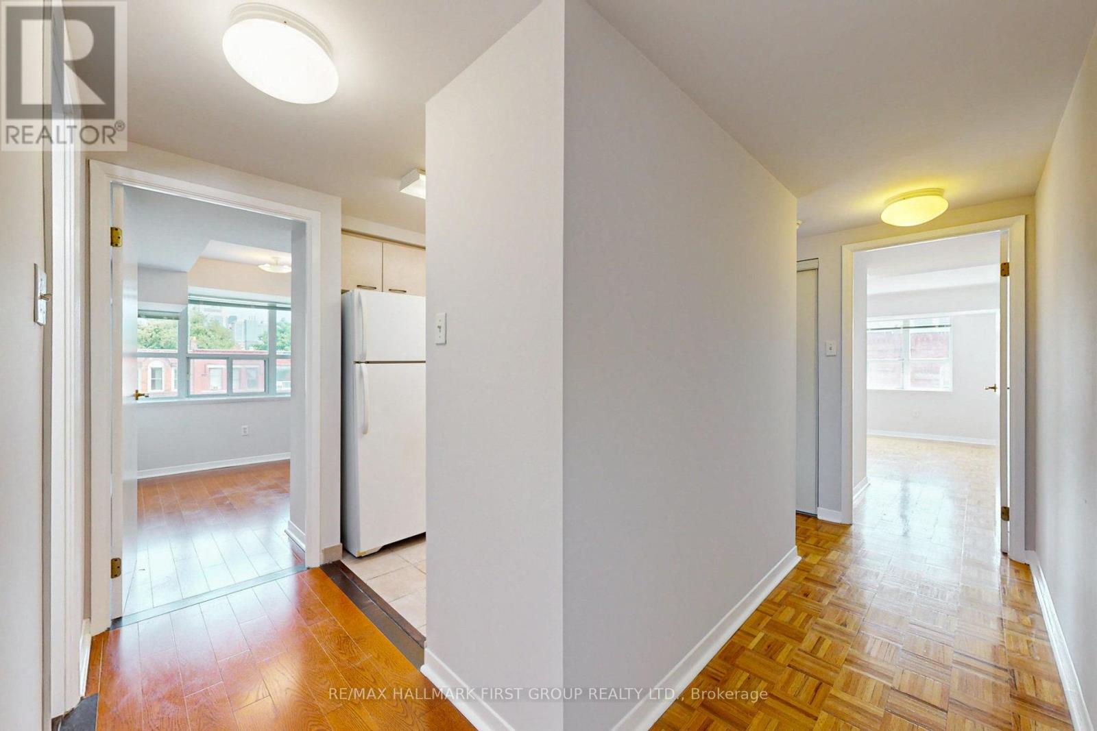 304 - 8 Oxford Street, Toronto, Ontario  M5T 1N9 - Photo 4 - C13019354