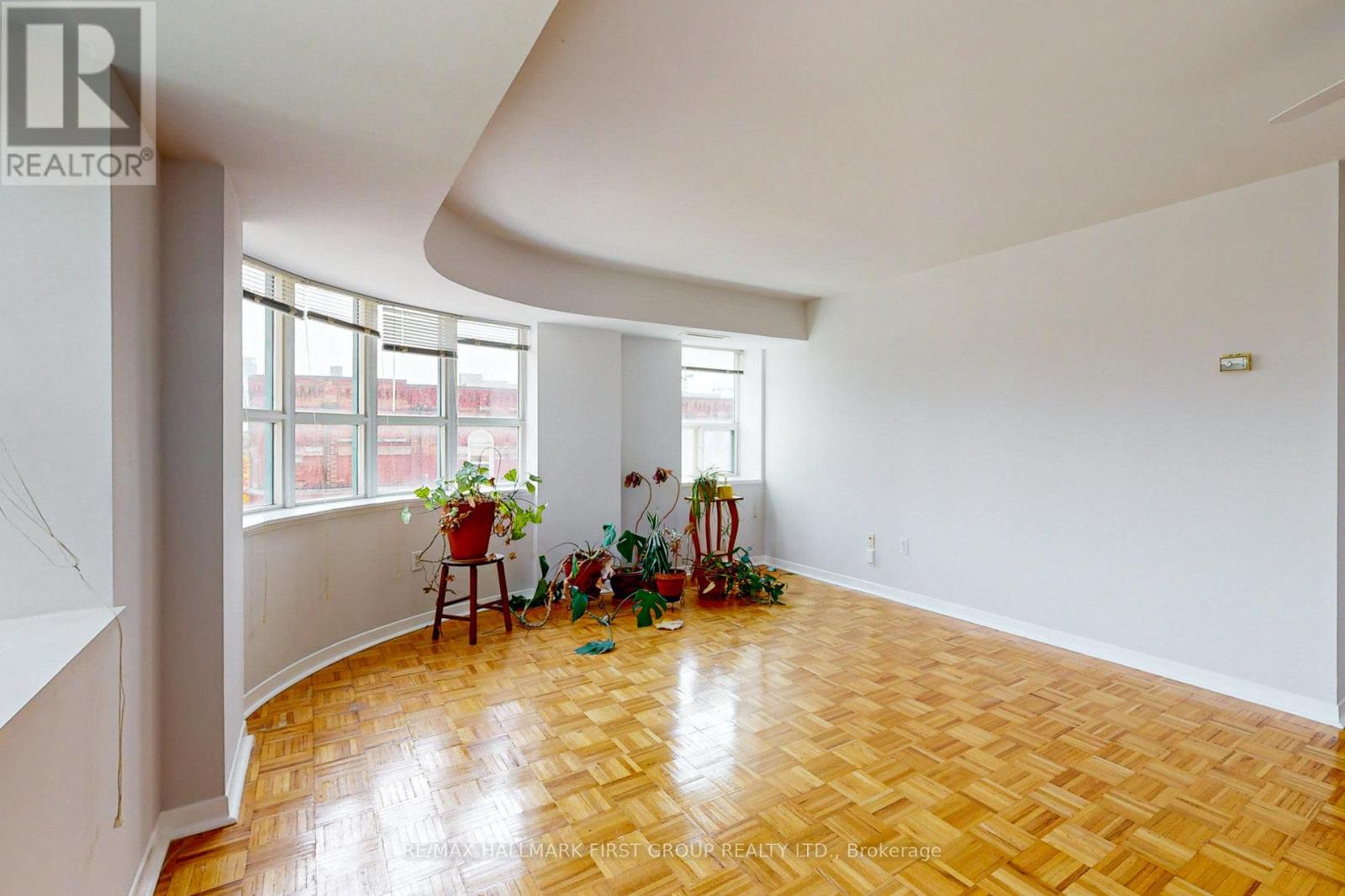 304 - 8 Oxford Street, Toronto, Ontario  M5T 1N9 - Photo 9 - C13019354