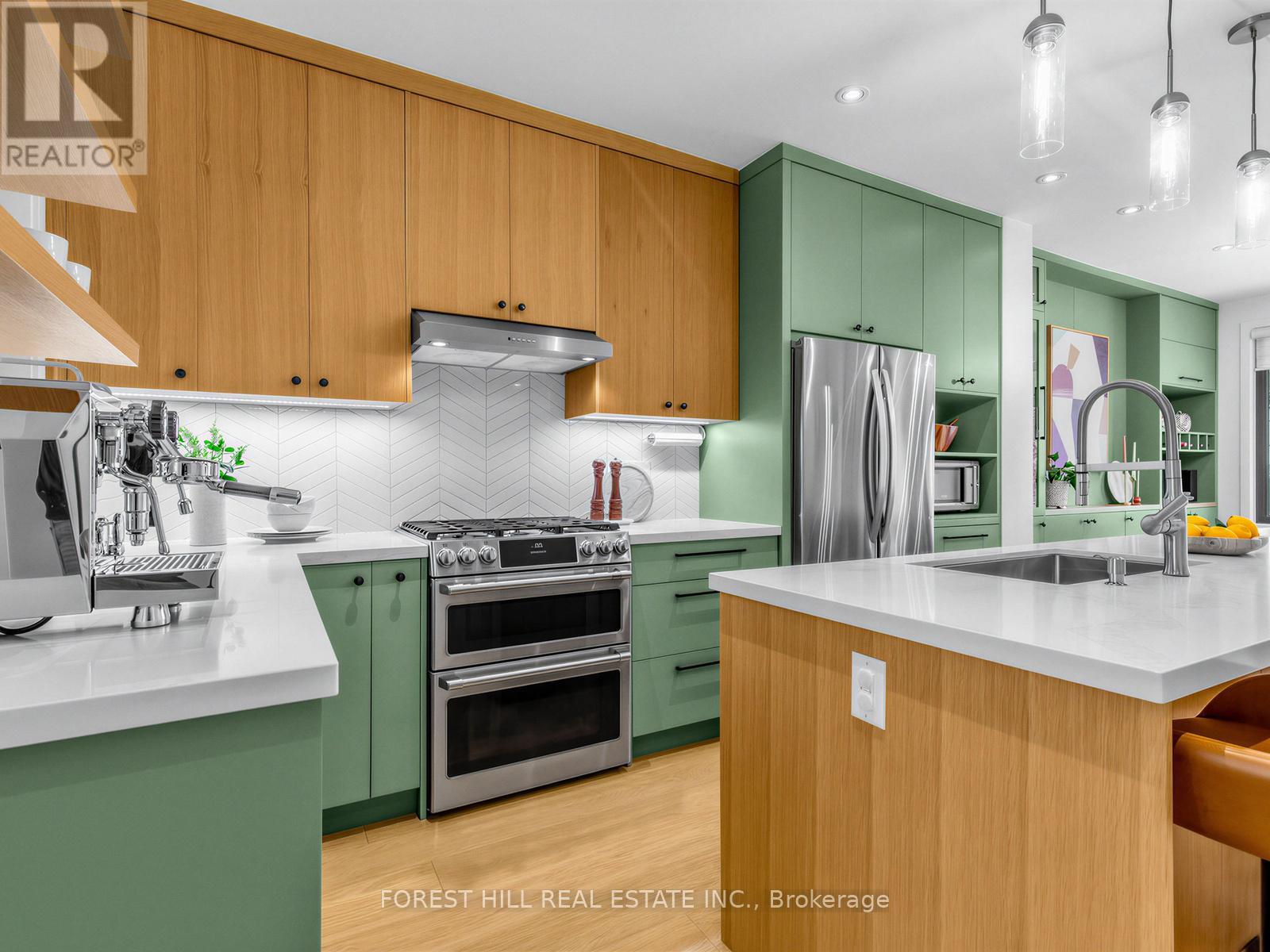 351 Montrose Avenue, Toronto, Ontario  M6G 3G9 - Photo 11 - C13019392