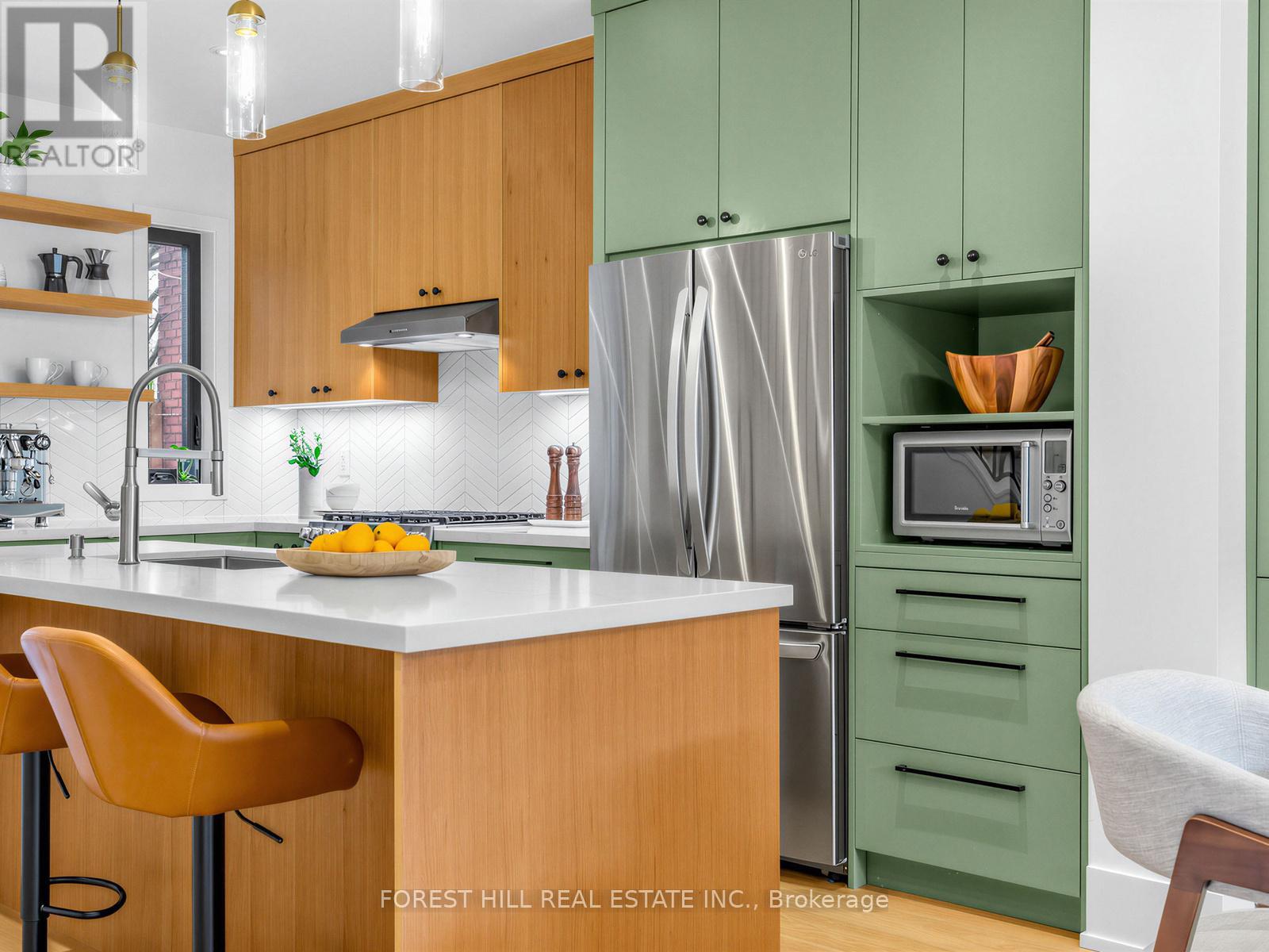 351 Montrose Avenue, Toronto, Ontario  M6G 3G9 - Photo 14 - C13019392