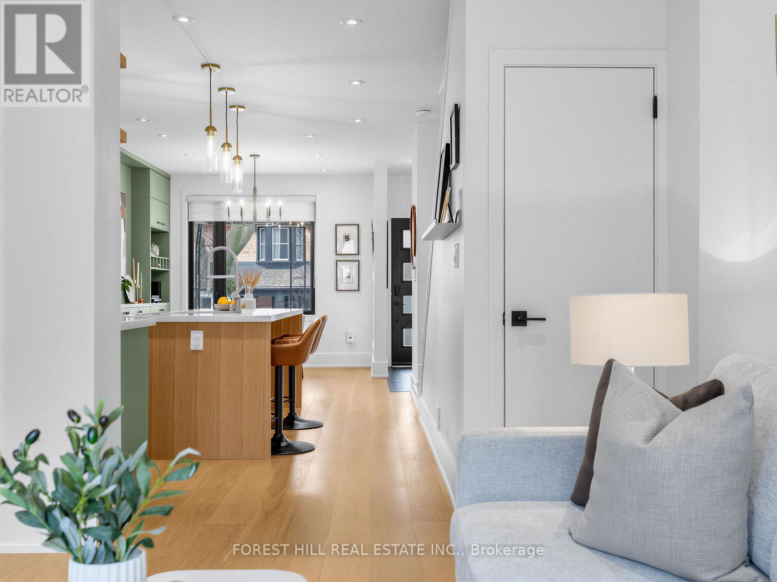 351 Montrose Avenue, Toronto, Ontario  M6G 3G9 - Photo 18 - C13019392