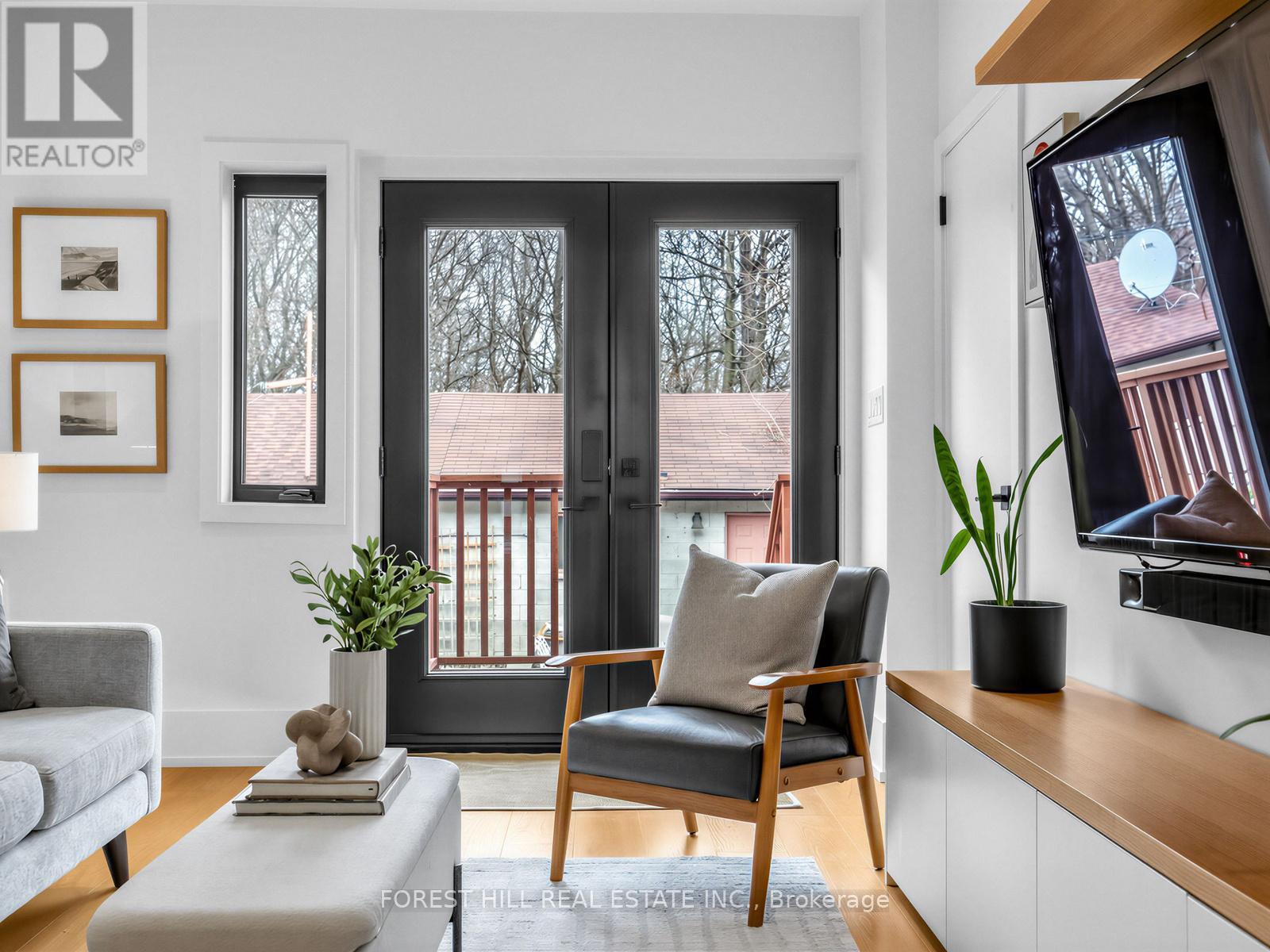 351 Montrose Avenue, Toronto, Ontario  M6G 3G9 - Photo 22 - C13019392