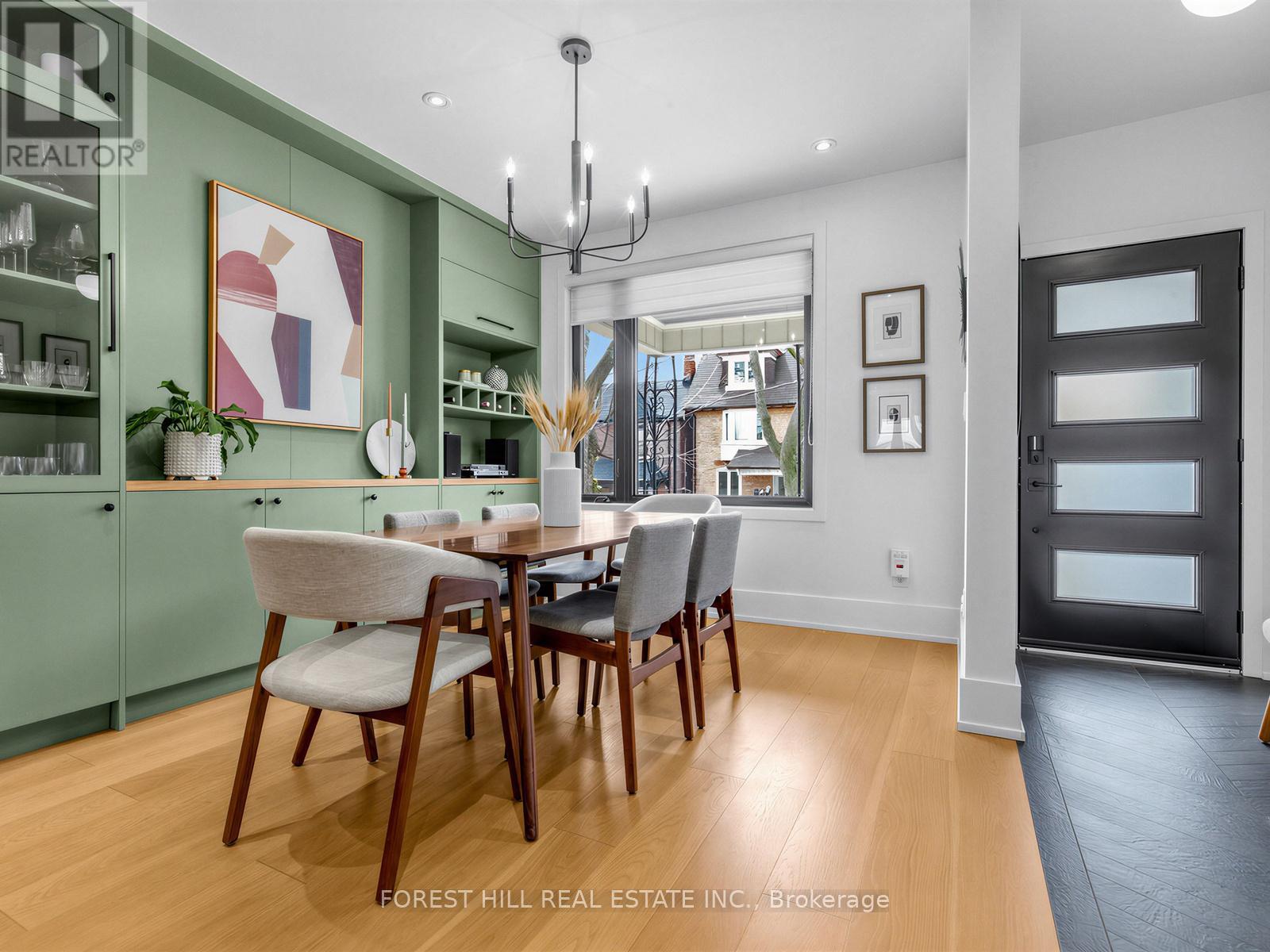 351 Montrose Avenue, Toronto, Ontario  M6G 3G9 - Photo 4 - C13019392