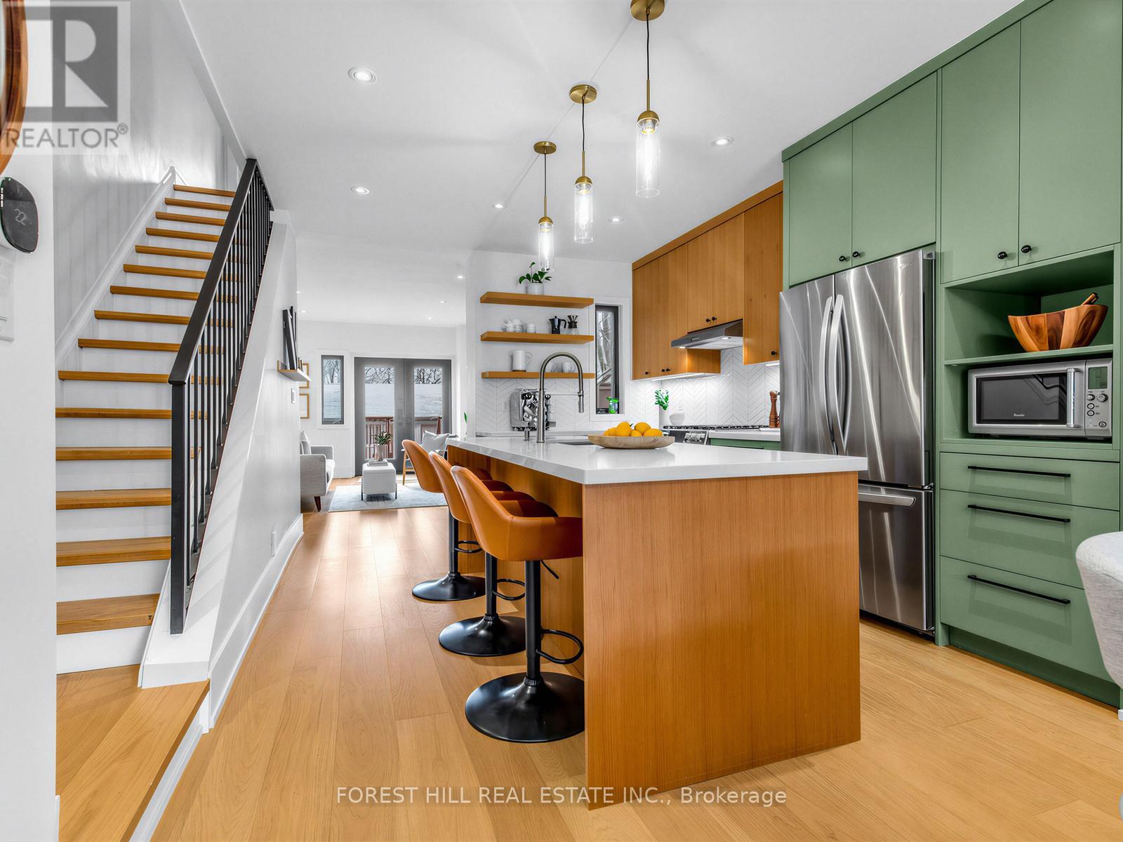 351 Montrose Avenue, Toronto, Ontario  M6G 3G9 - Photo 7 - C13019392