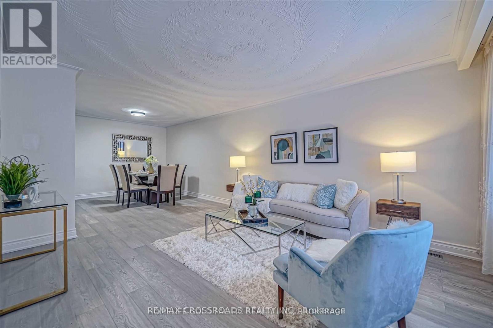 Main - 30 Pindar Crescent, Toronto, Ontario  M2J 3L4 - Photo 10 - C13019414