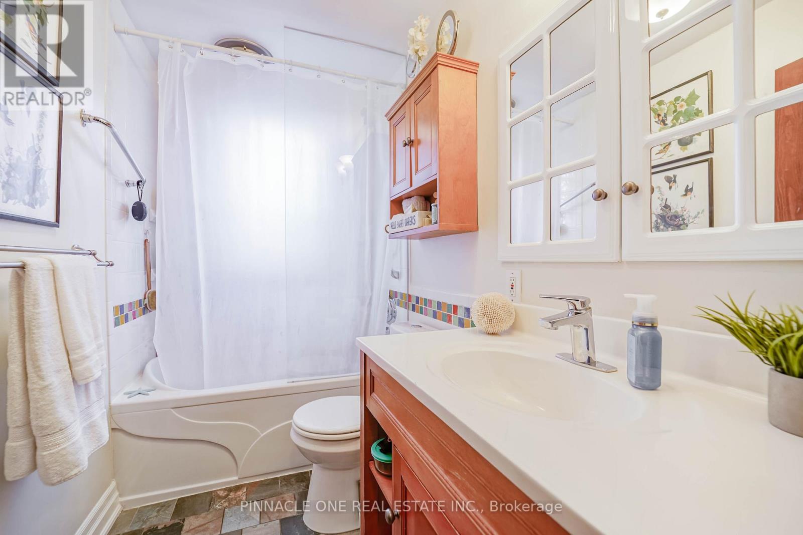 804 Byron Street S, Whitby, Ontario  L1N 4R8 - Photo 19 - E13019228