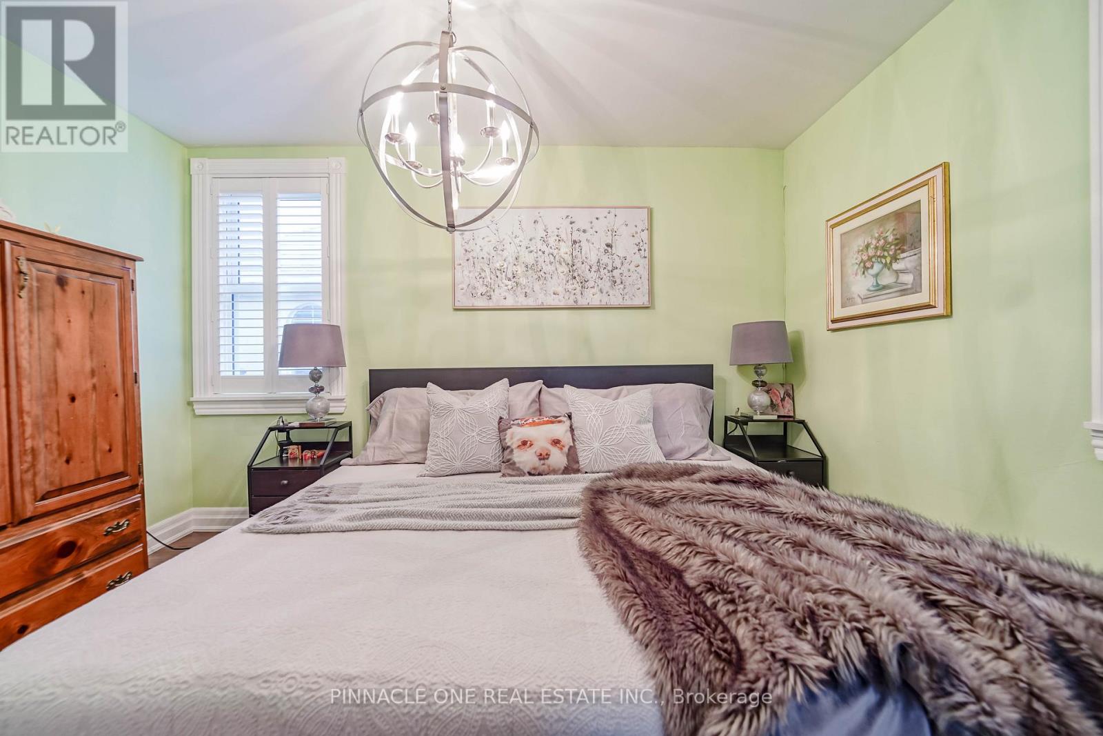 804 Byron Street S, Whitby, Ontario  L1N 4R8 - Photo 21 - E13019228