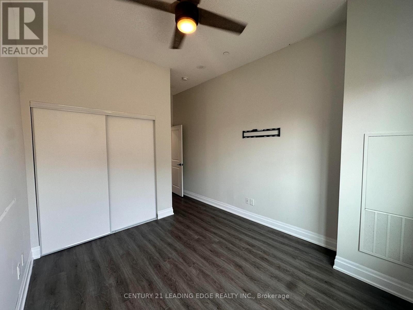 101 - 1215 Bayly Street, Pickering, Ontario  L1W 1L7 - Photo 9 - E13019250