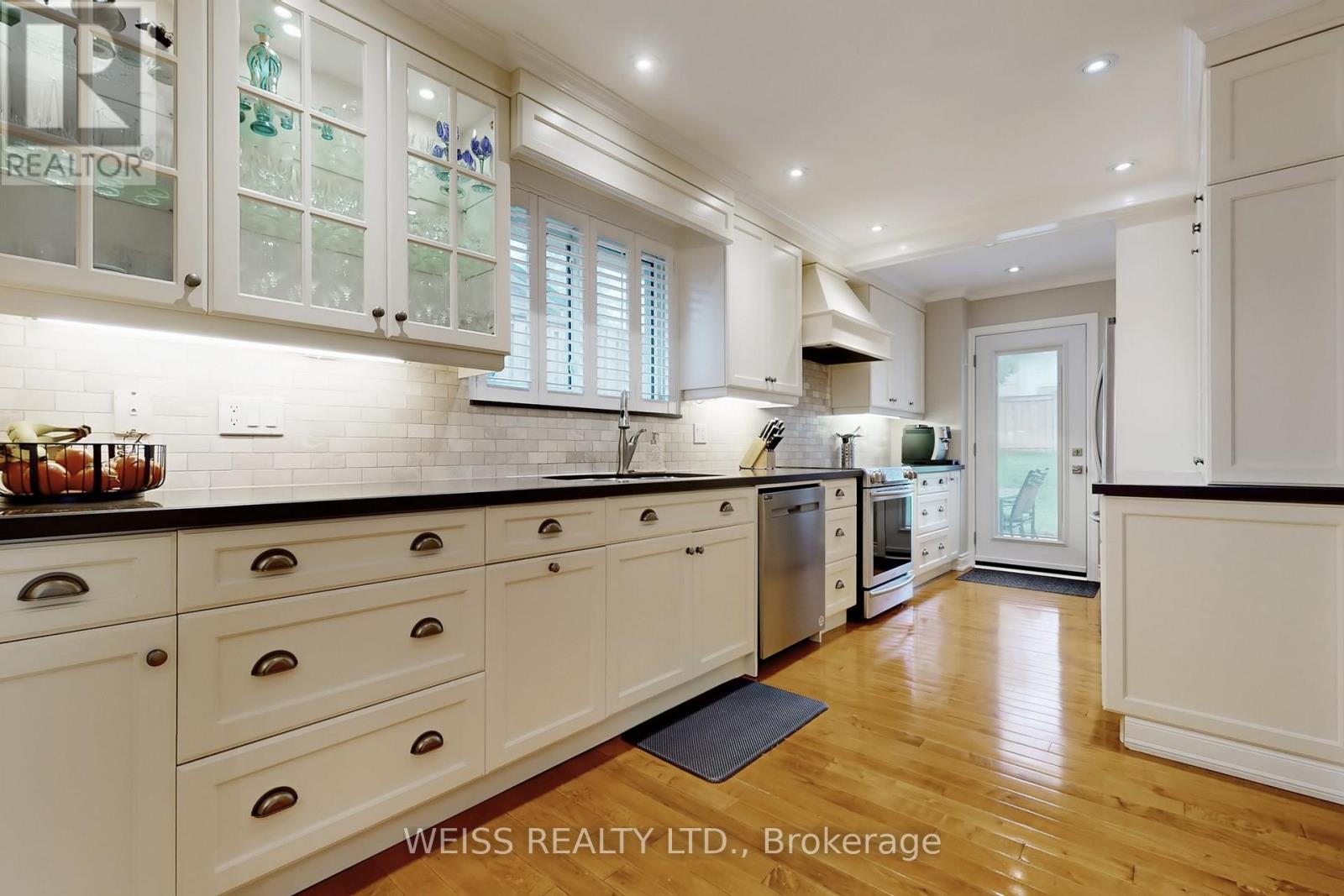 96 Tudor Glen Crescent, Toronto, Ontario  M1C 2S4 - Photo 12 - E13019286