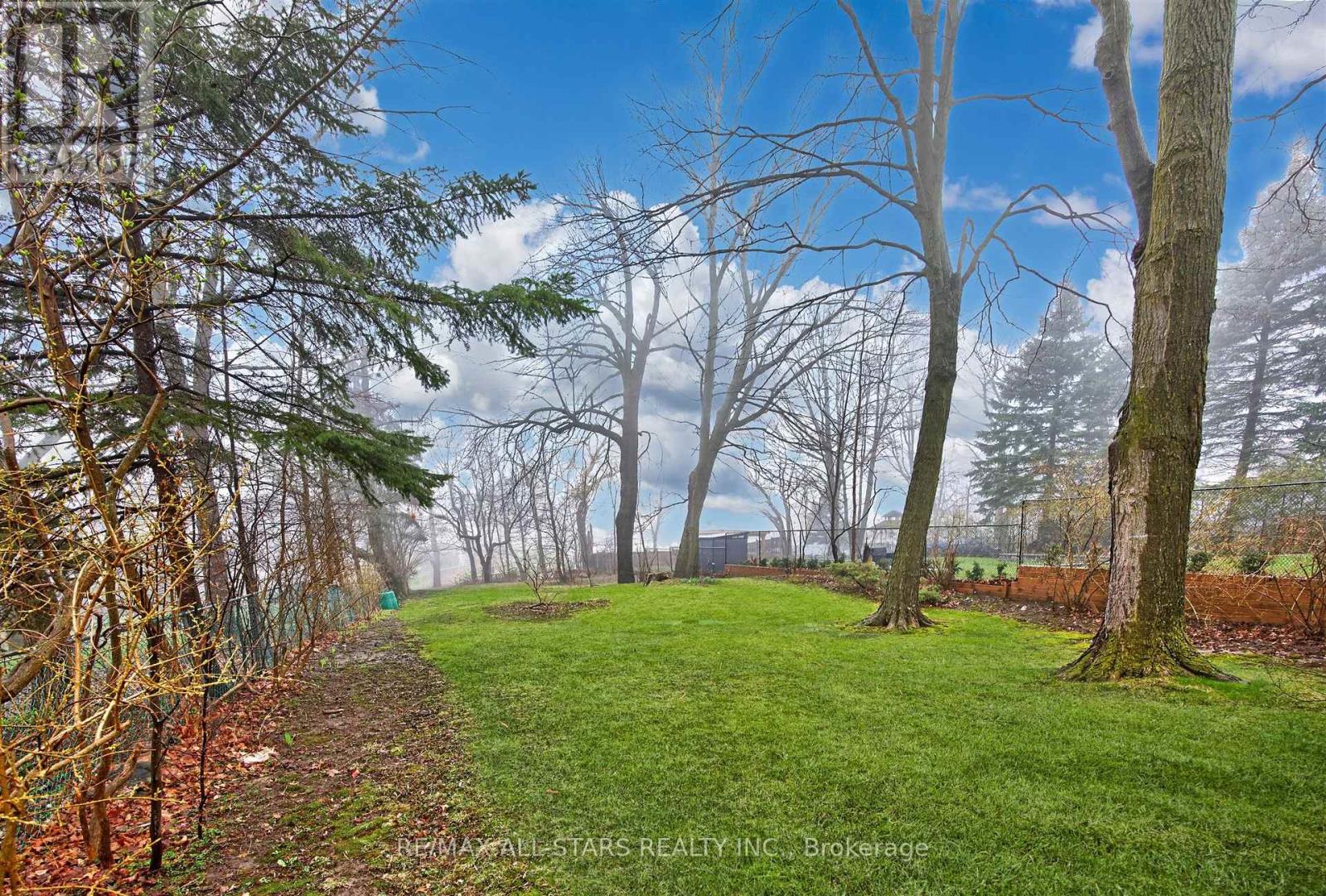 62 Larwood Boulevard, Toronto, Ontario  M1M 2M5 - Photo 29 - E13019308