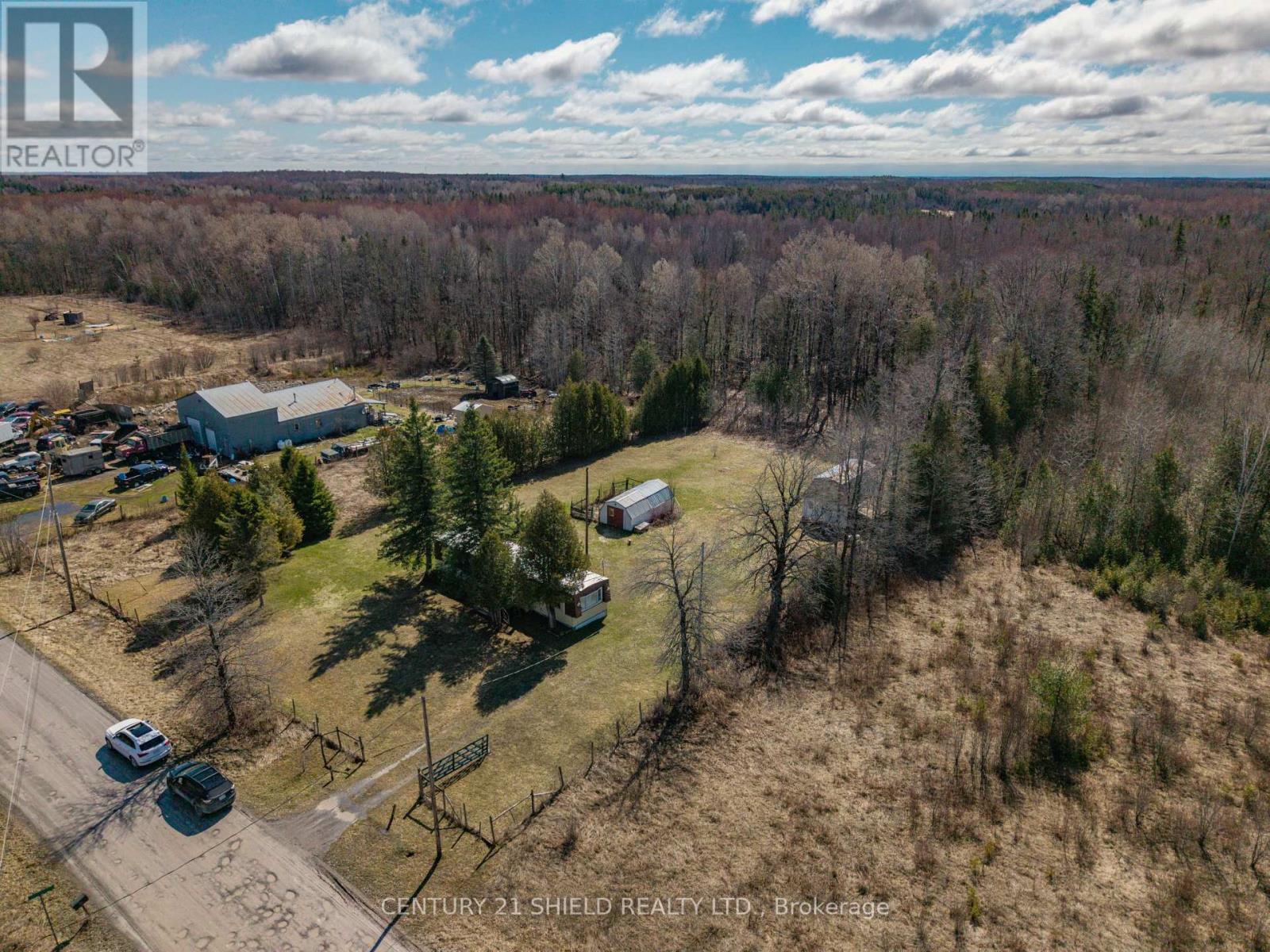 18100 Kenyon Concession Rd 1 Road, North Glengarry, Ontario  K0C 1B0 - Photo 10 - X13019254