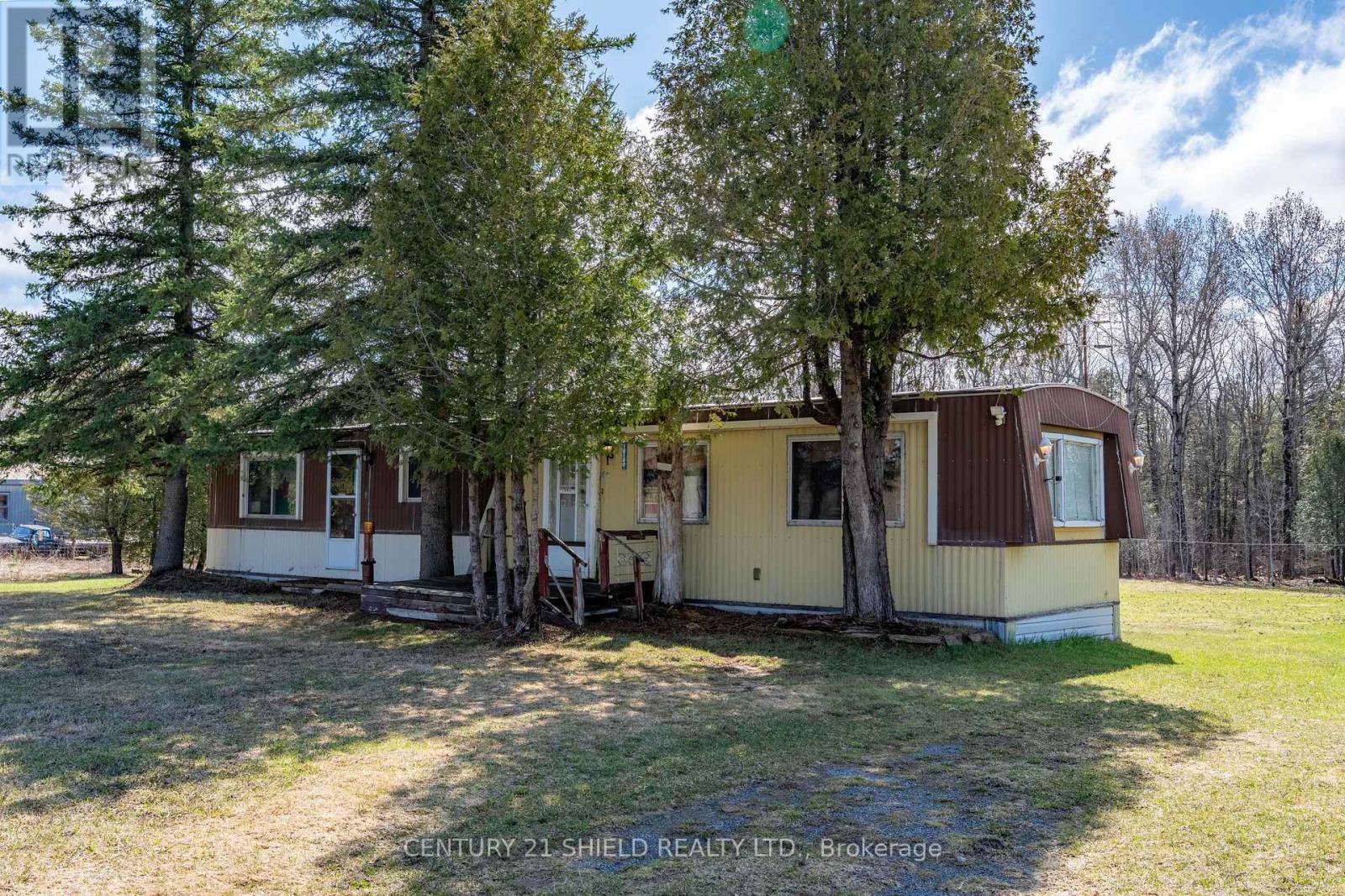 18100 Kenyon Concession Rd 1 Road, North Glengarry, Ontario  K0C 1B0 - Photo 2 - X13019254