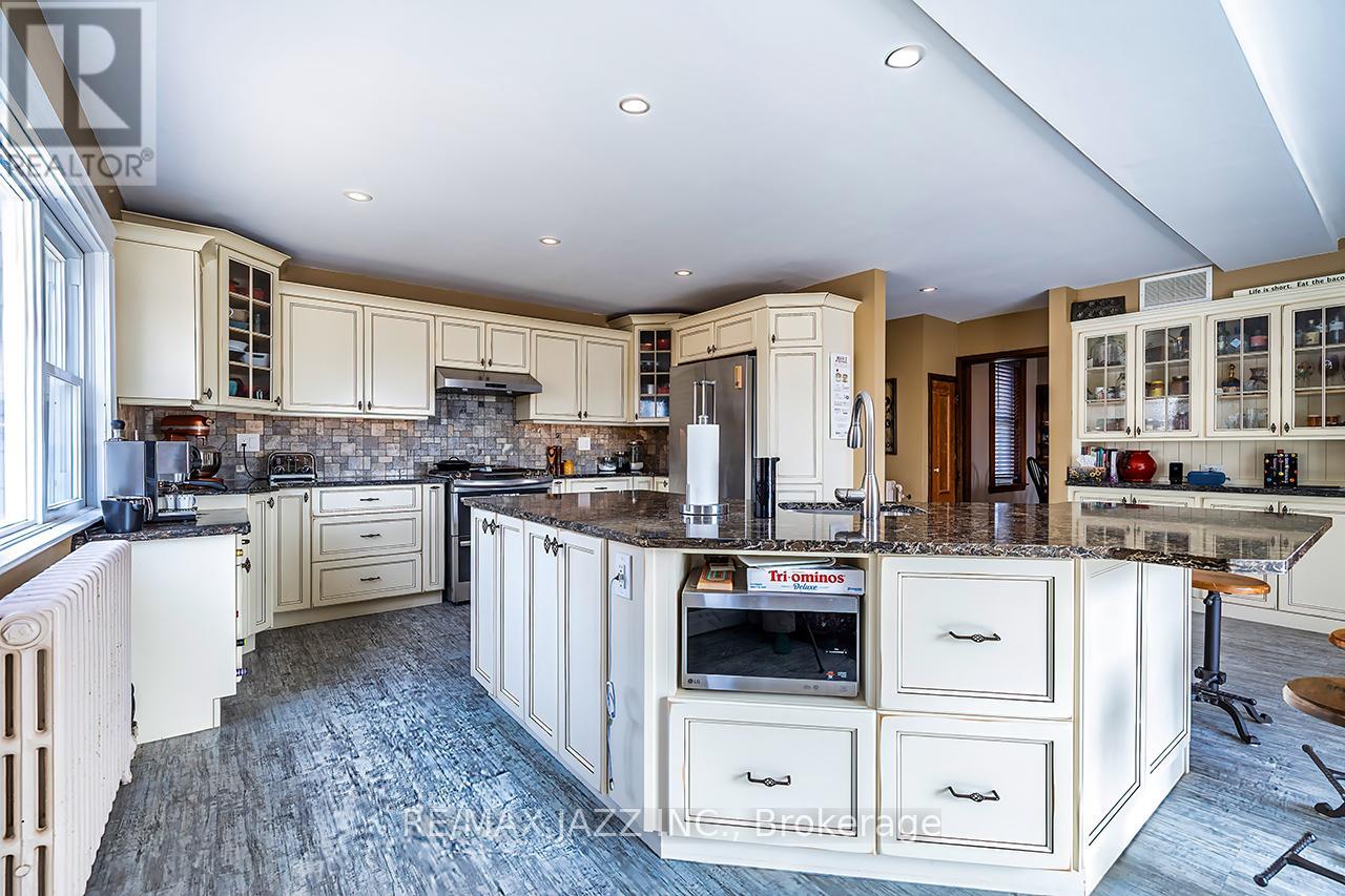 1219 Larmer Line, Cavan Monaghan, Ontario  K0L 1V0 - Photo 9 - X12927966