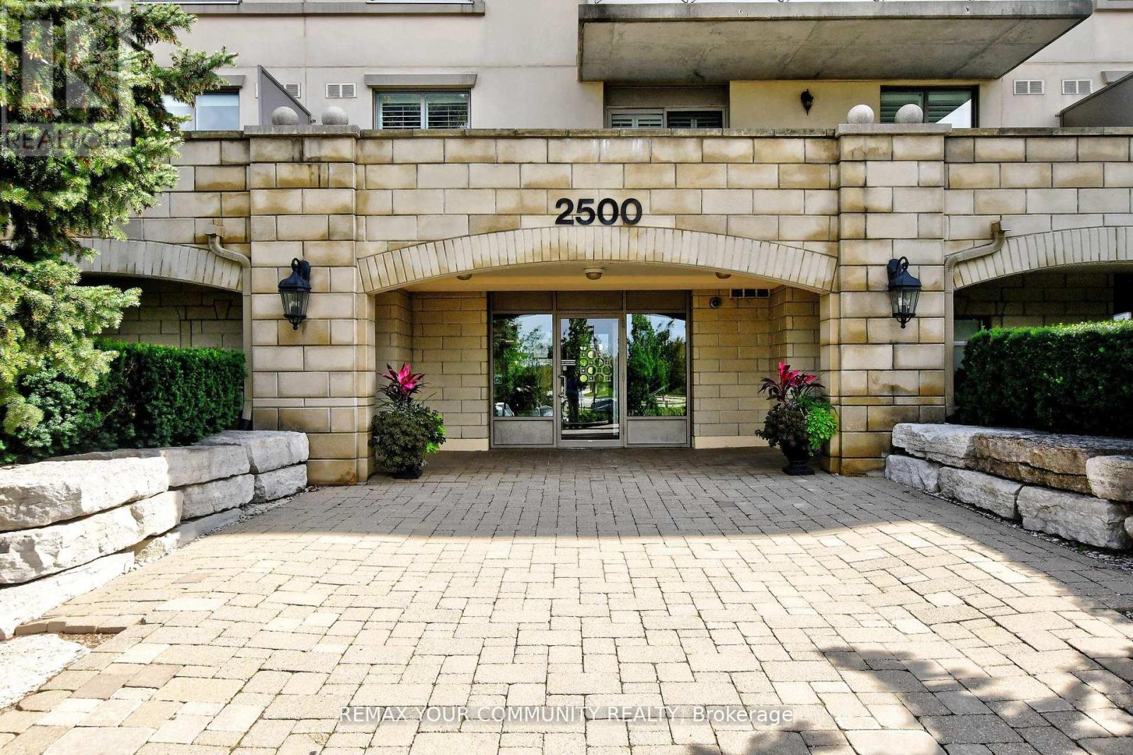 502 - 2500 Rutherford Road, Vaughan, Ontario  L4K 5N7 - Photo 3 - N13019238