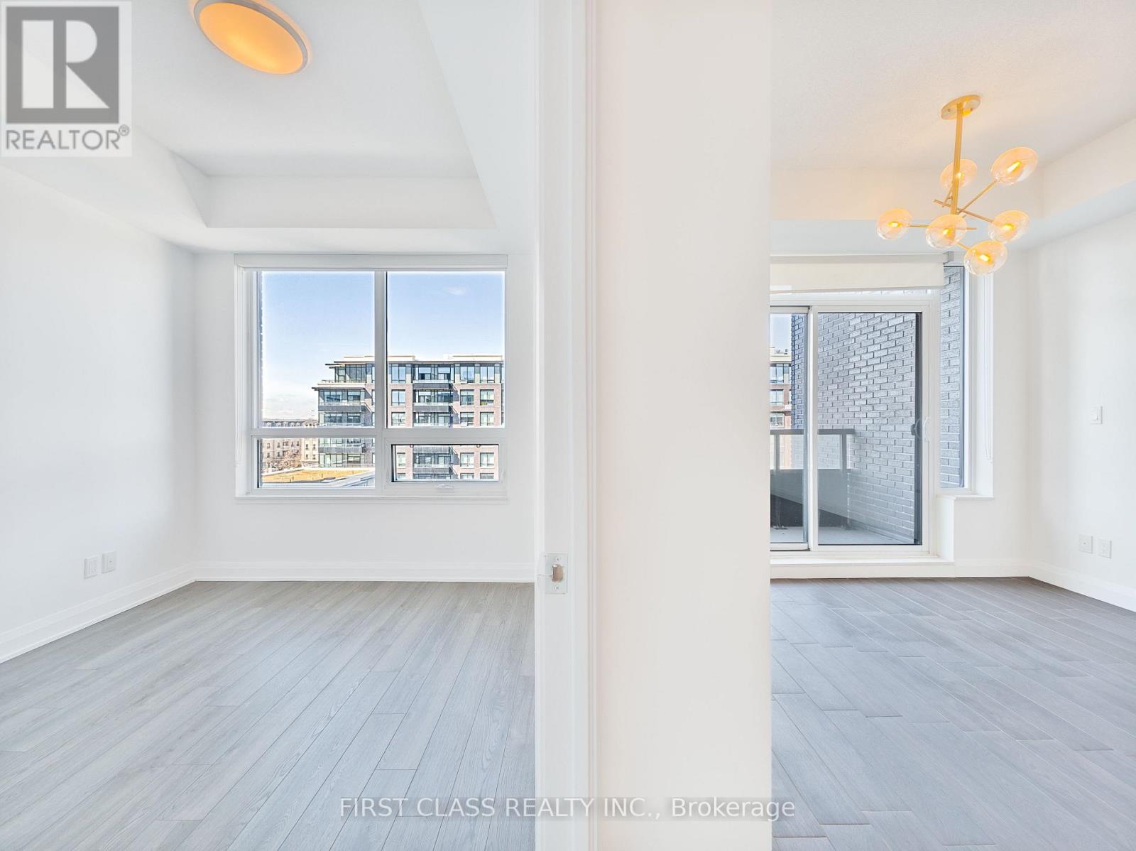 731 - 15 Water Walk Drive, Markham, Ontario  L6G 0G2 - Photo 17 - N13019304