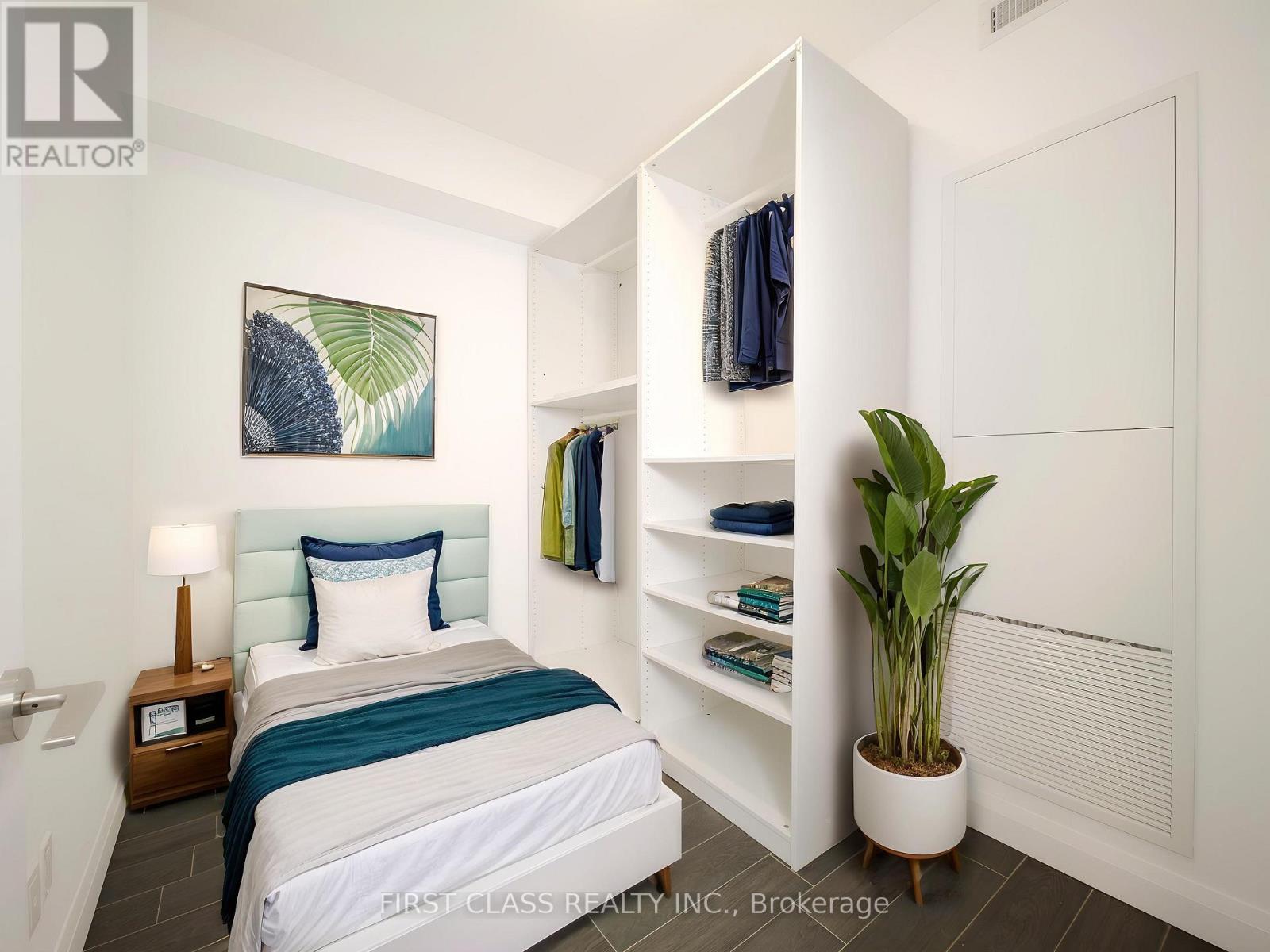 731 - 15 Water Walk Drive, Markham, Ontario  L6G 0G2 - Photo 8 - N13019304