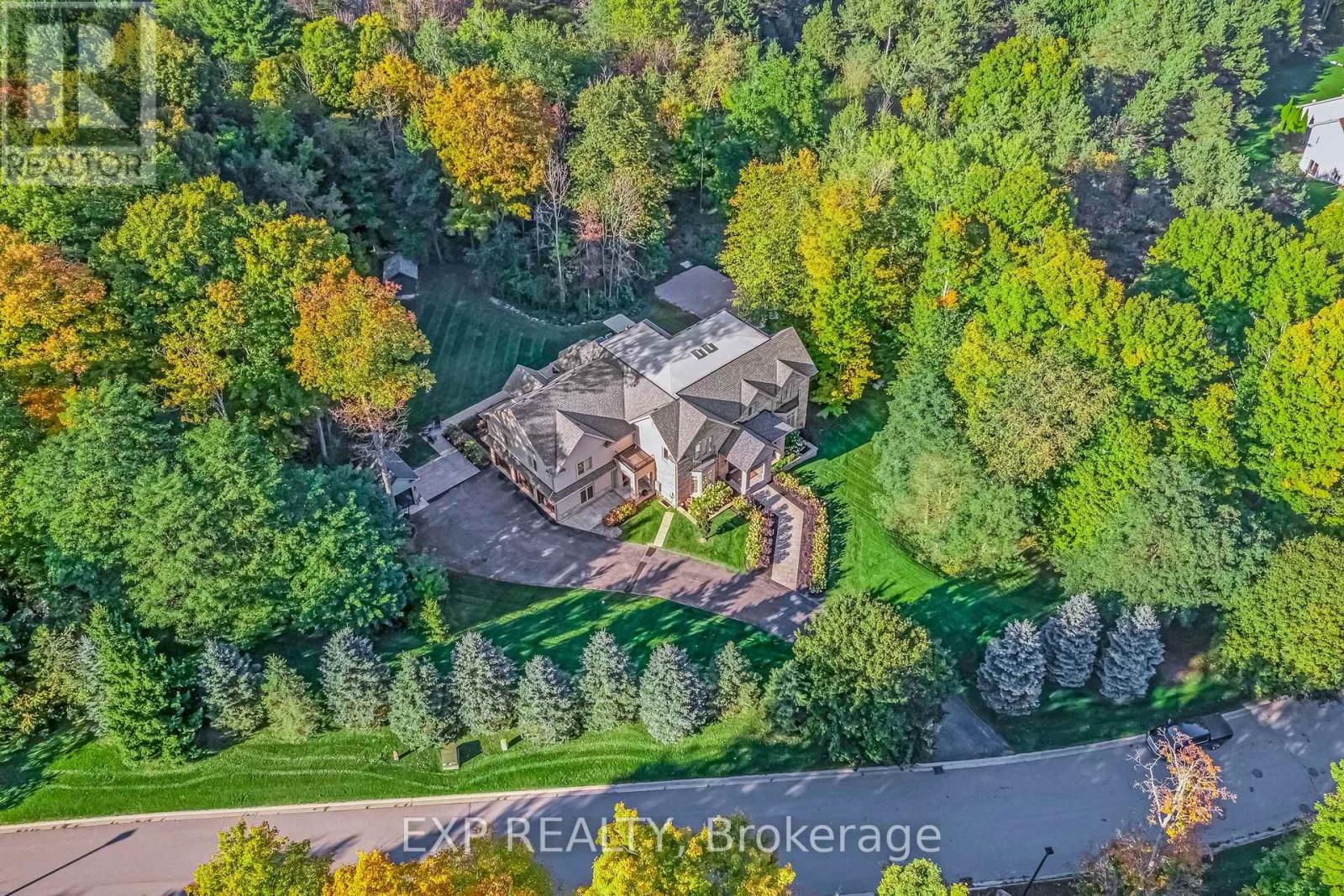 19 GLENHILL TRAIL, Whitchurch-Stouffville, Ontario