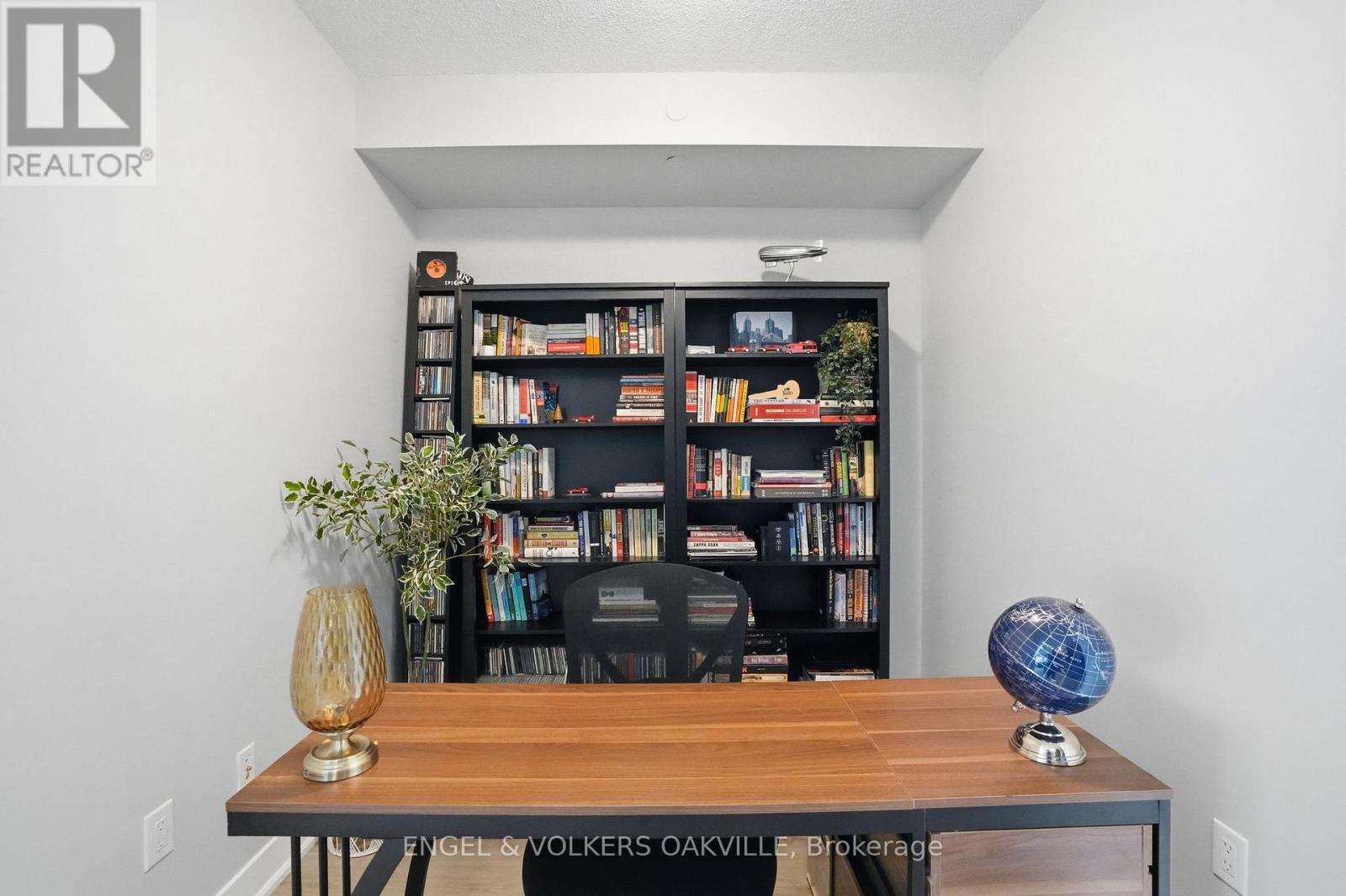 528 - 7608 Yonge Street, Vaughan (Crestwood-Springfarm-Yorkhill), Ontario  L4J 0J5 - Photo 7 - N13019344