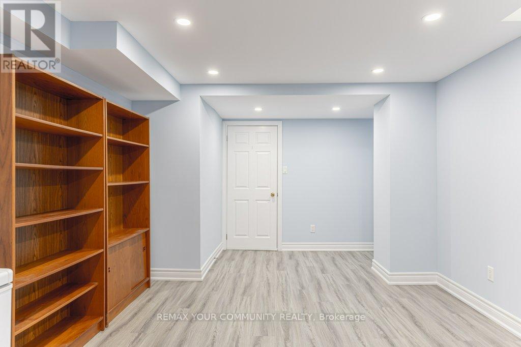 21 Millbrook Gate, Markham (Buttonville), Ontario  L3R 9C8 - Photo 30 - N13019362