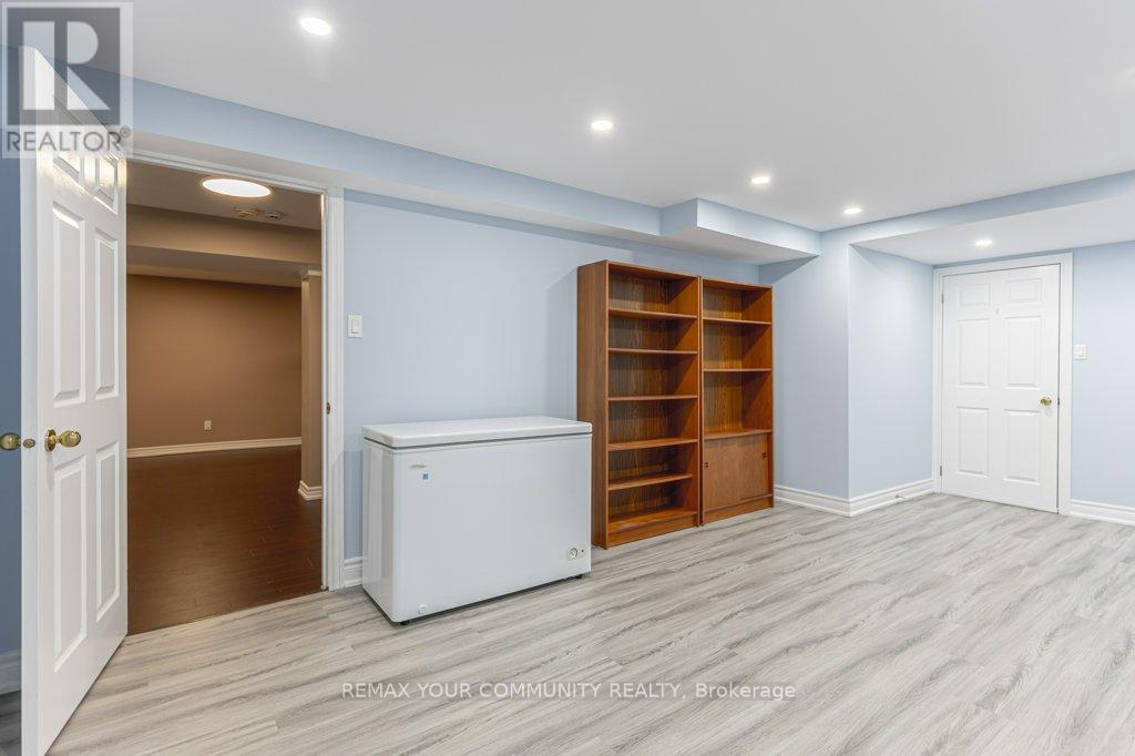 21 Millbrook Gate, Markham (Buttonville), Ontario  L3R 9C8 - Photo 31 - N13019362