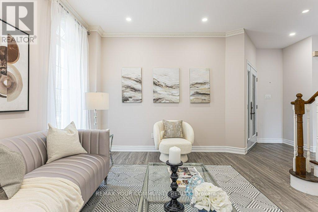 21 Millbrook Gate, Markham (Buttonville), Ontario  L3R 9C8 - Photo 5 - N13019362