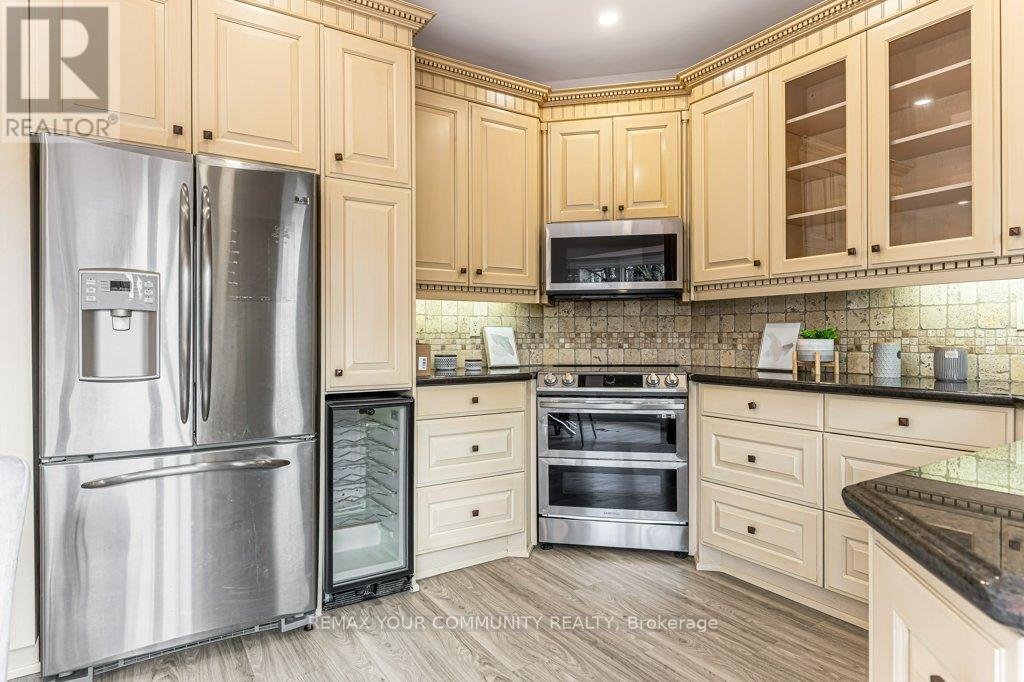 21 Millbrook Gate, Markham (Buttonville), Ontario  L3R 9C8 - Photo 9 - N13019362