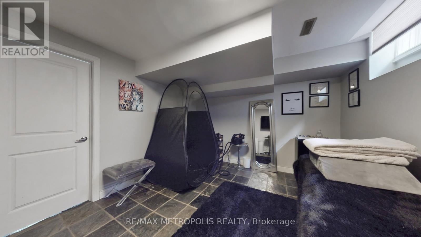 51 Babak Boulevard, Vaughan, Ontario  L4L 9A5 - Photo 38 - N13019420