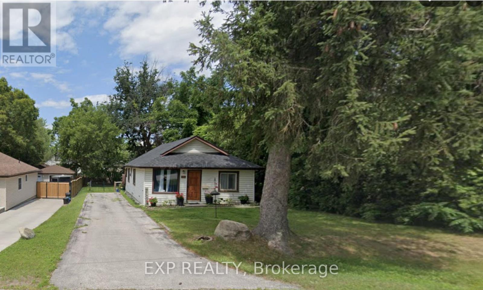 234 PARKWAY AVENUE, Georgina, Ontario
