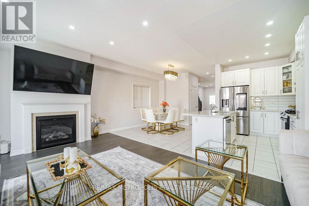 22 Haskins Crescent, Georgina, Ontario  L4P 0H4 - Photo 26 - N13019450