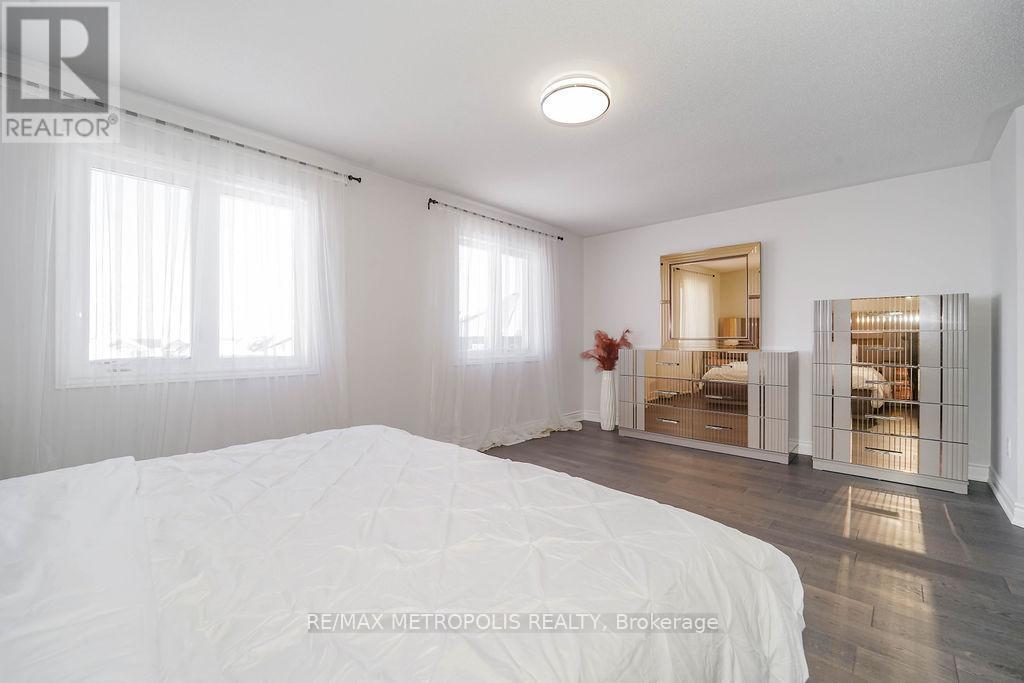 22 Haskins Crescent, Georgina, Ontario  L4P 0H4 - Photo 37 - N13019450