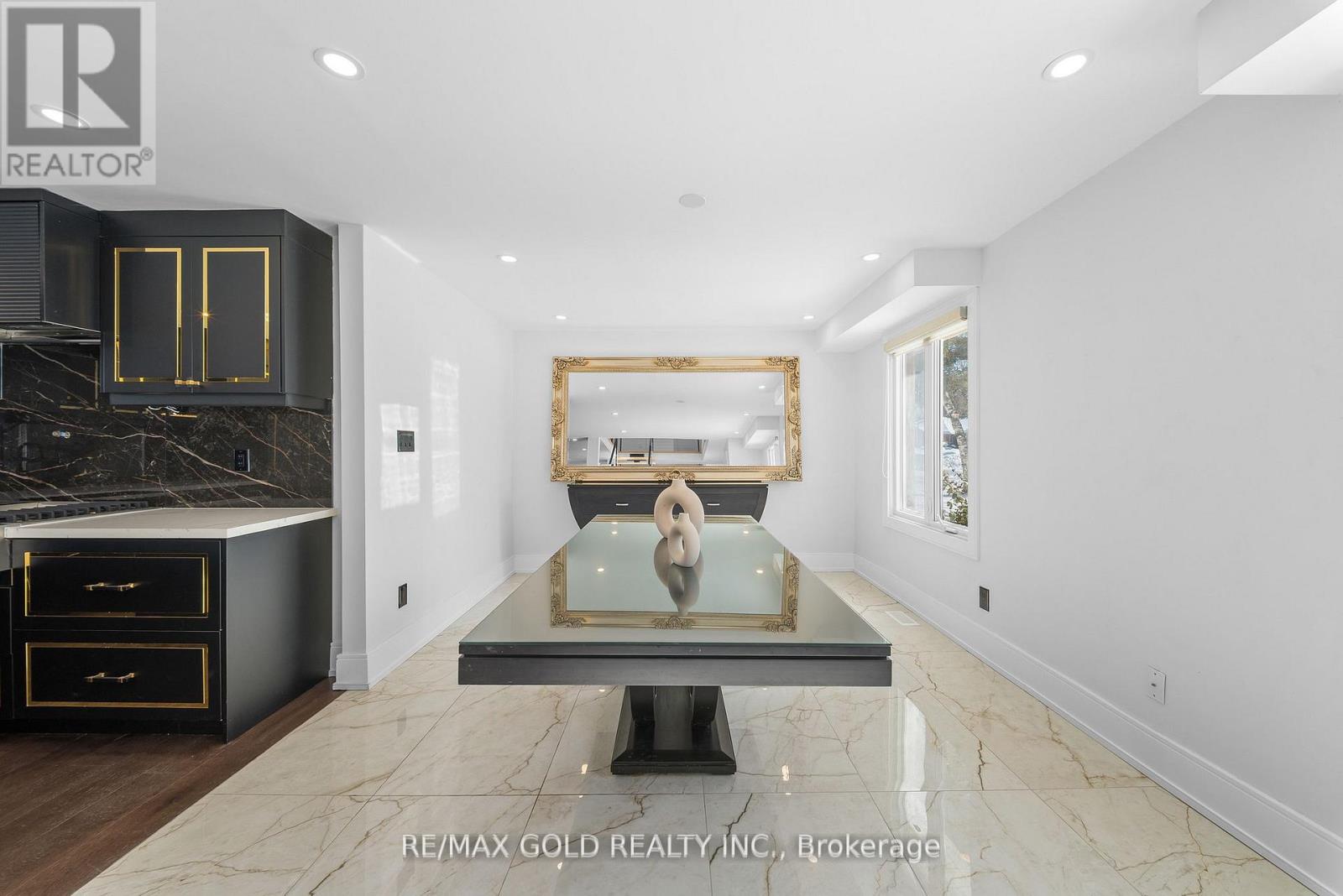 72 Goodfellow Crescent, King (Nobleton), Ontario  L0G 1N0 - Photo 12 - N13019464