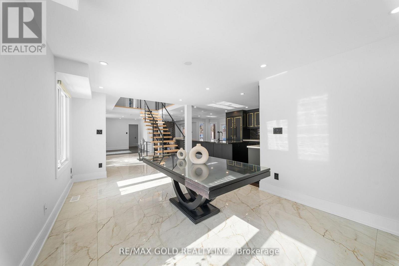 72 Goodfellow Crescent, King (Nobleton), Ontario  L0G 1N0 - Photo 15 - N13019464