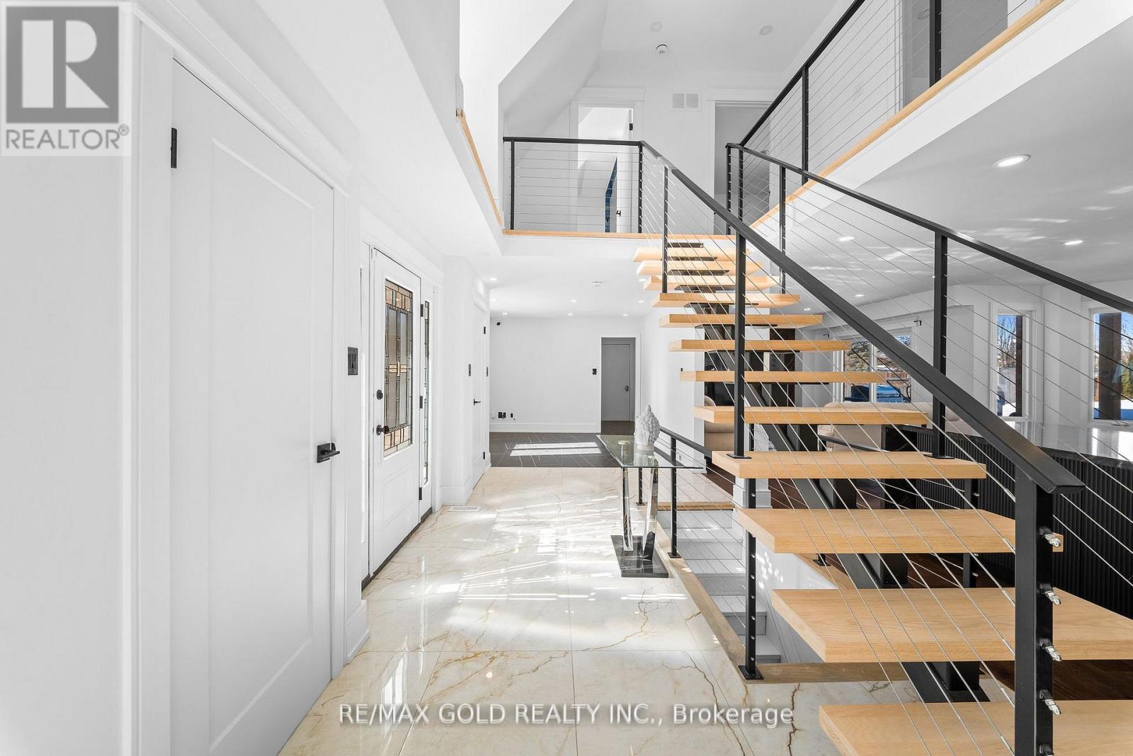 72 Goodfellow Crescent, King (Nobleton), Ontario  L0G 1N0 - Photo 8 - N13019464