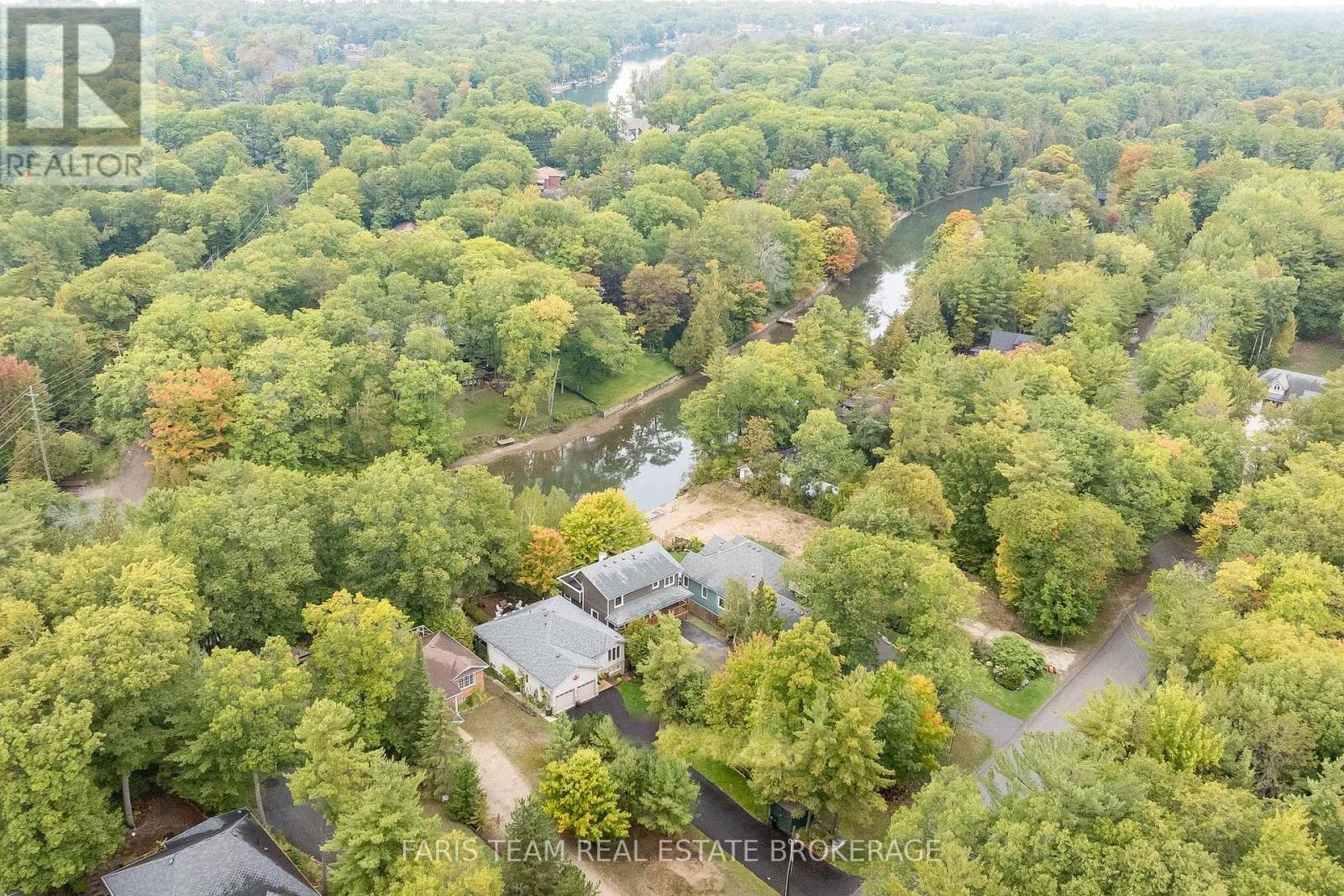 104 Knox Road E, Wasaga Beach, Ontario  L9Z 2T5 - Photo 7 - S13019178