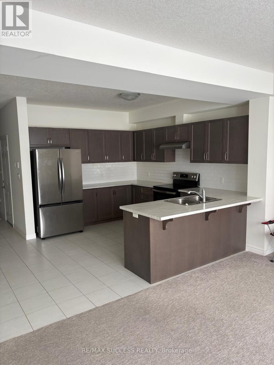 23 Lloyd Davies Way, Hamilton, Ontario  L0R 1C0 - Photo 2 - X12668664