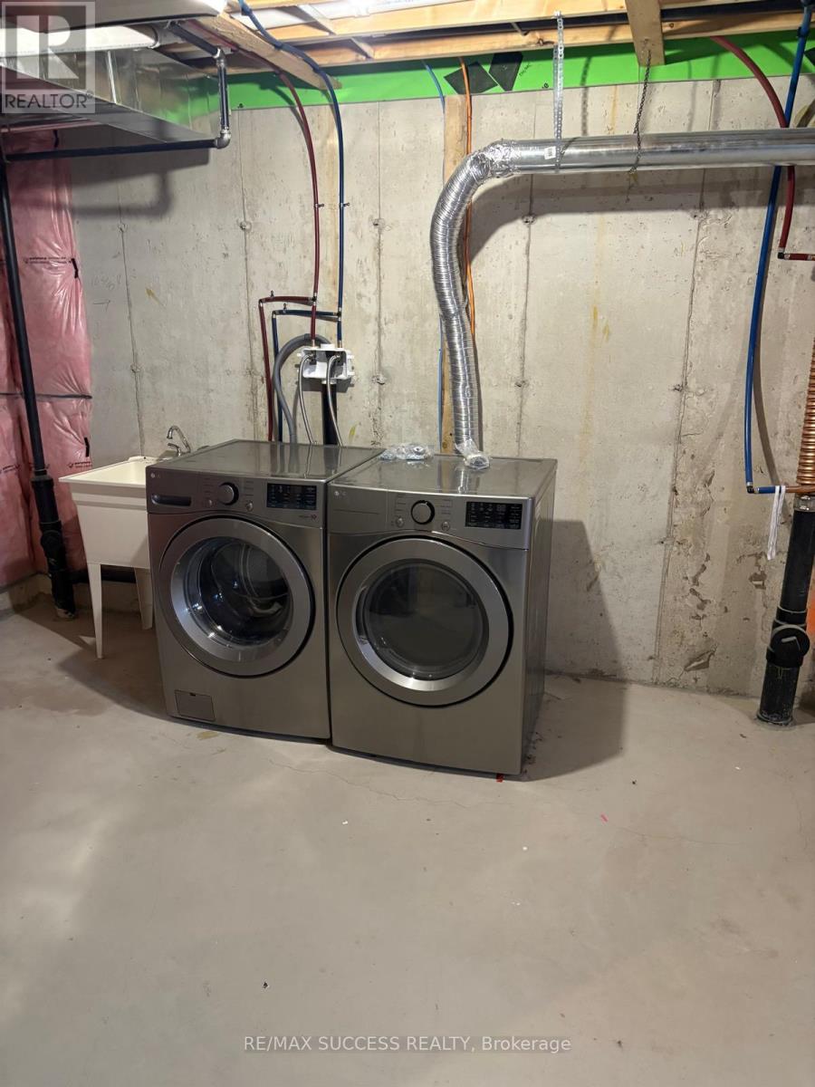 23 Lloyd Davies Way, Hamilton, Ontario  L0R 1C0 - Photo 7 - X12668664