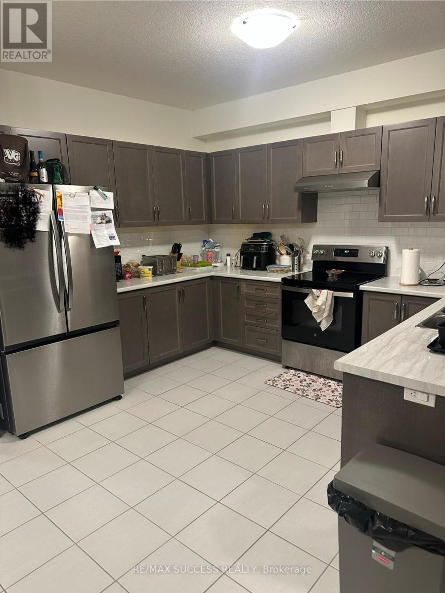 23 Lloyd Davies Way, Hamilton, Ontario  L0R 1C0 - Photo 4 - X12668664