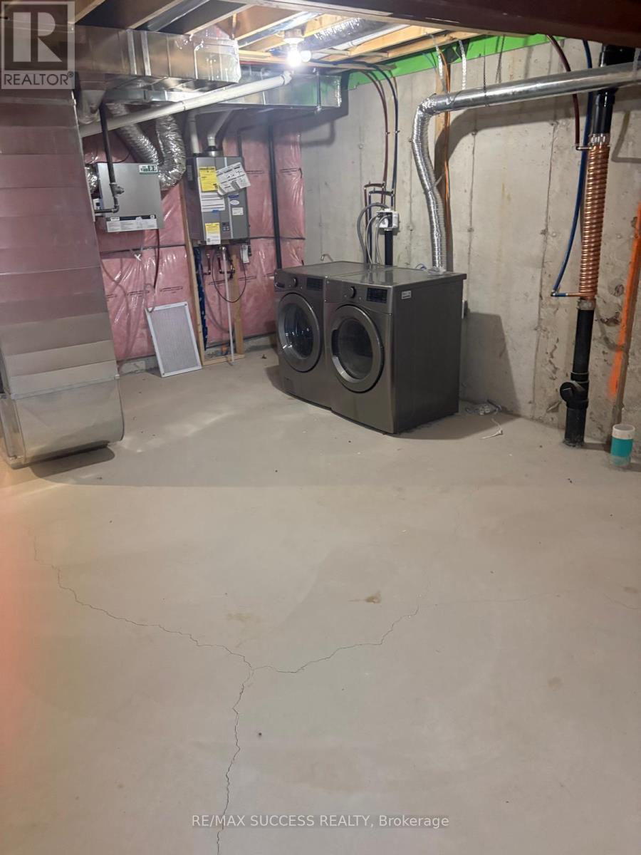 23 Lloyd Davies Way, Hamilton, Ontario  L0R 1C0 - Photo 8 - X12668664