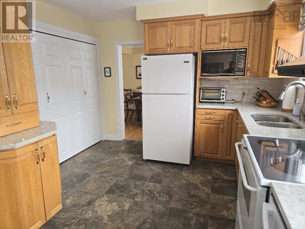 35 Fairview Drive, Truro, Nova Scotia  B2N 1S2 - Photo 11 - 202602575