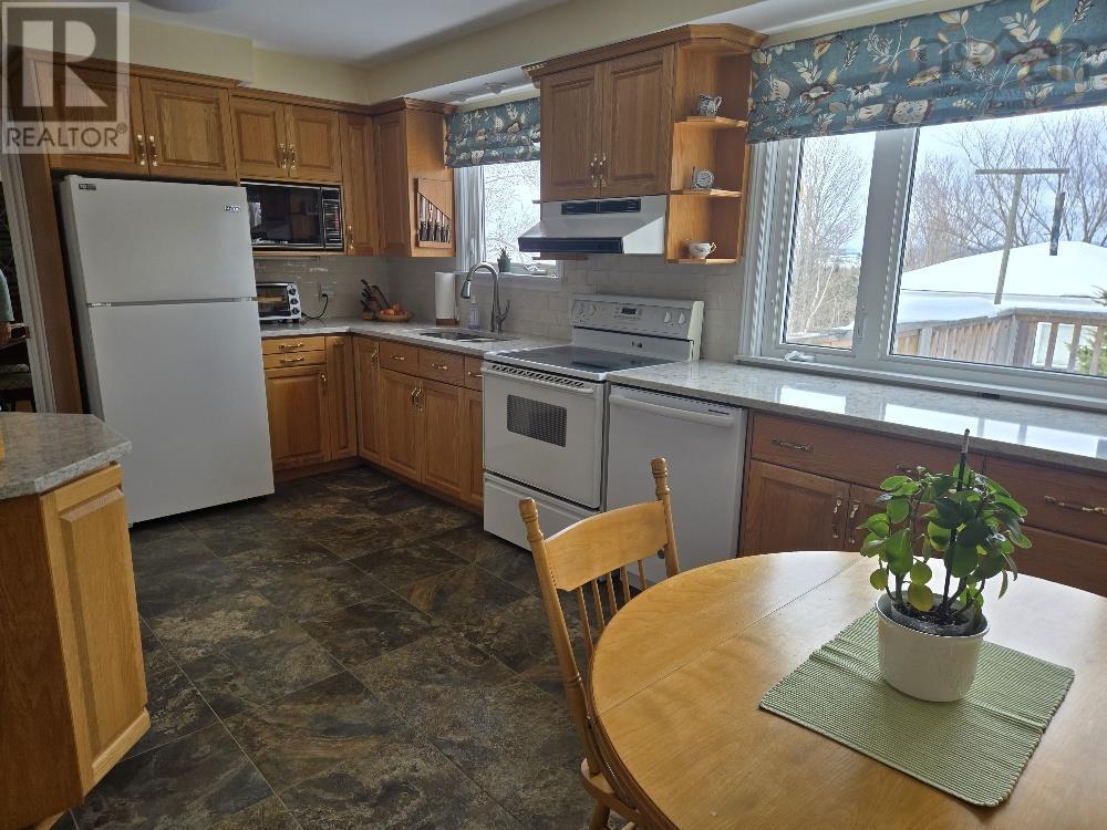 35 Fairview Drive, Truro, Nova Scotia  B2N 1S2 - Photo 8 - 202602575