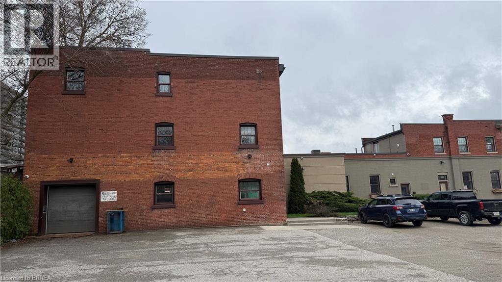 137 Nelson Street Unit# 102 & 103, Brantford, Ontario  N3S 4B5 - Photo 3 - 40801634