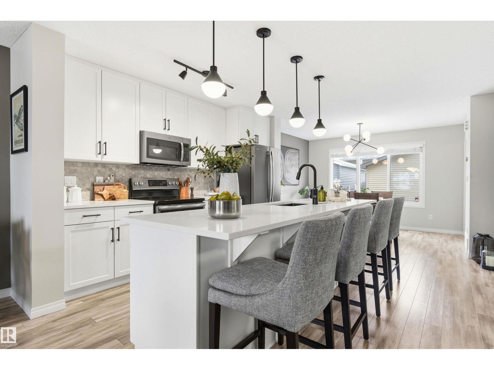 3247 Cherry Cr Sw, Edmonton, Alberta  T6X 1A2 - Photo 1 - E4482582